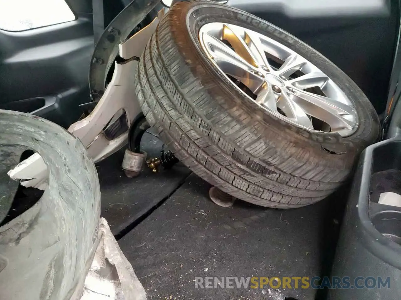 10 Photograph of a damaged car 1FM5K7D81KGA07375 FORD EXPLORER 2019