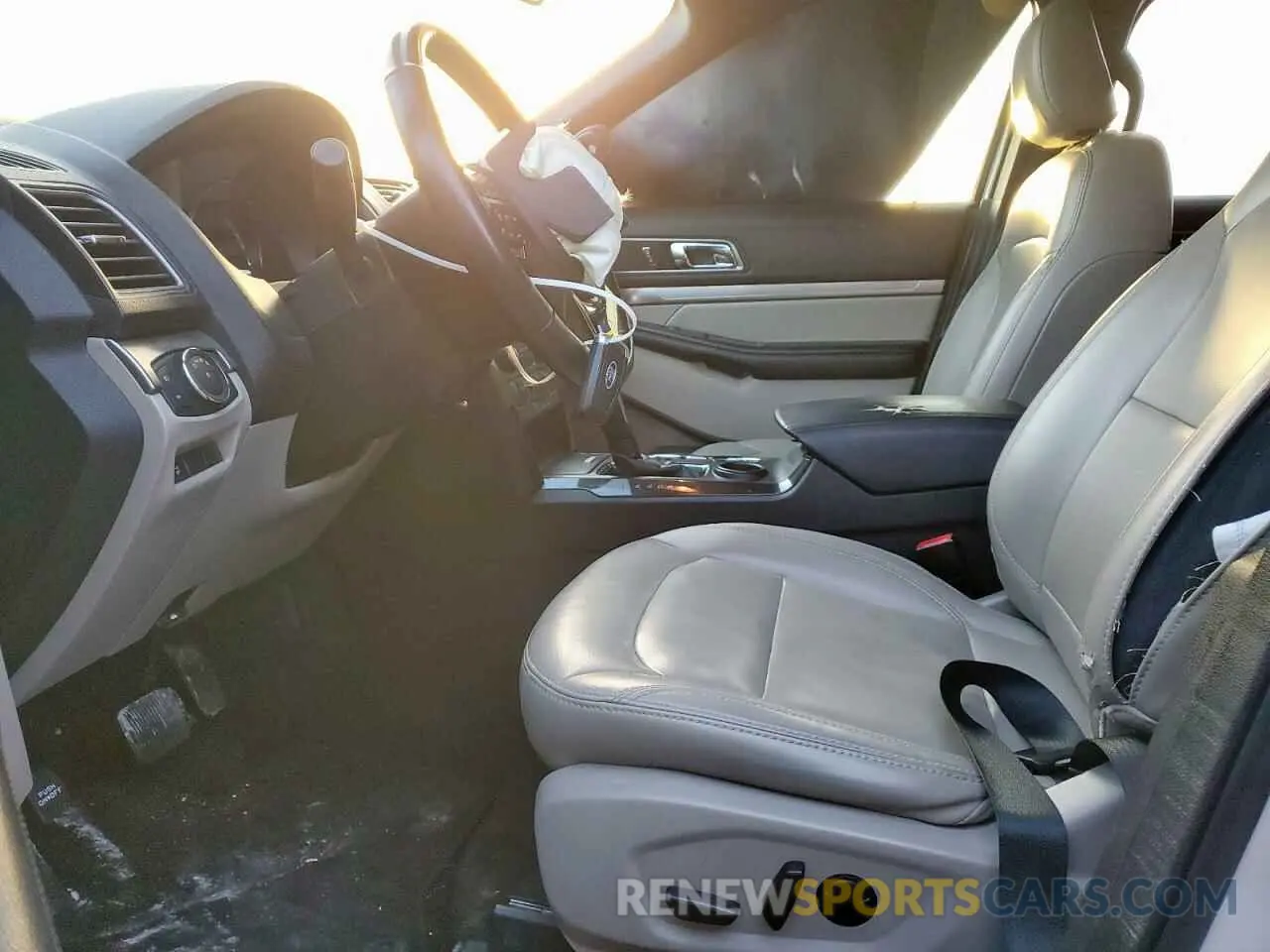 7 Photograph of a damaged car 1FM5K7D81KGA07375 FORD EXPLORER 2019
