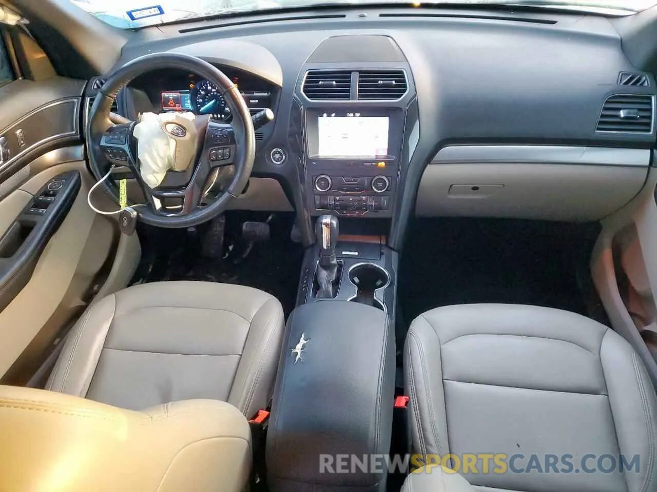 8 Photograph of a damaged car 1FM5K7D81KGA07375 FORD EXPLORER 2019