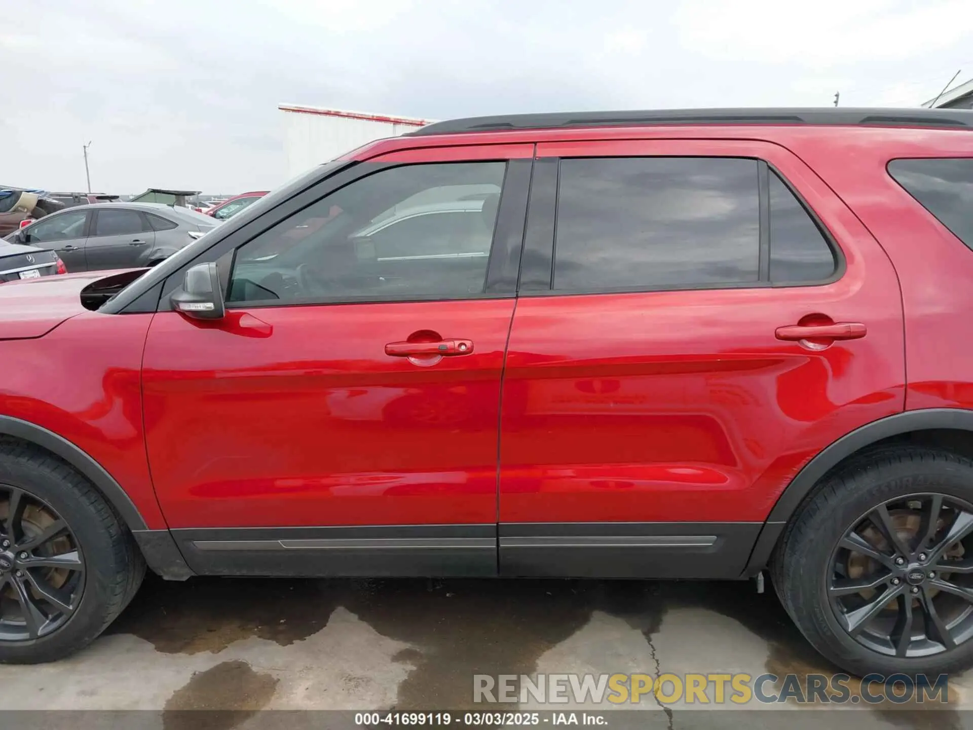 15 Photograph of a damaged car 1FM5K7D81KGA22023 FORD EXPLORER 2019
