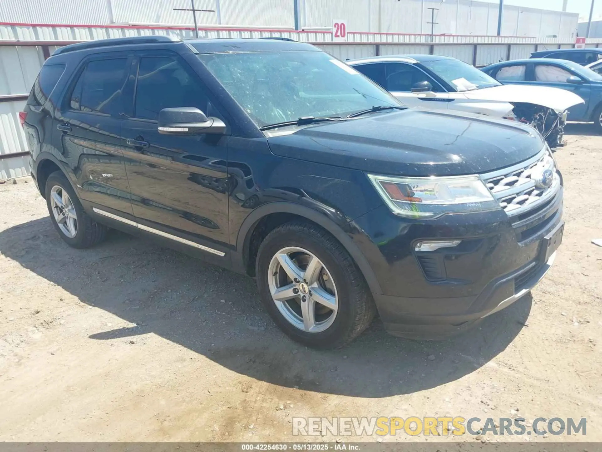 1 Photograph of a damaged car 1FM5K7D81KGA71383 FORD EXPLORER 2019