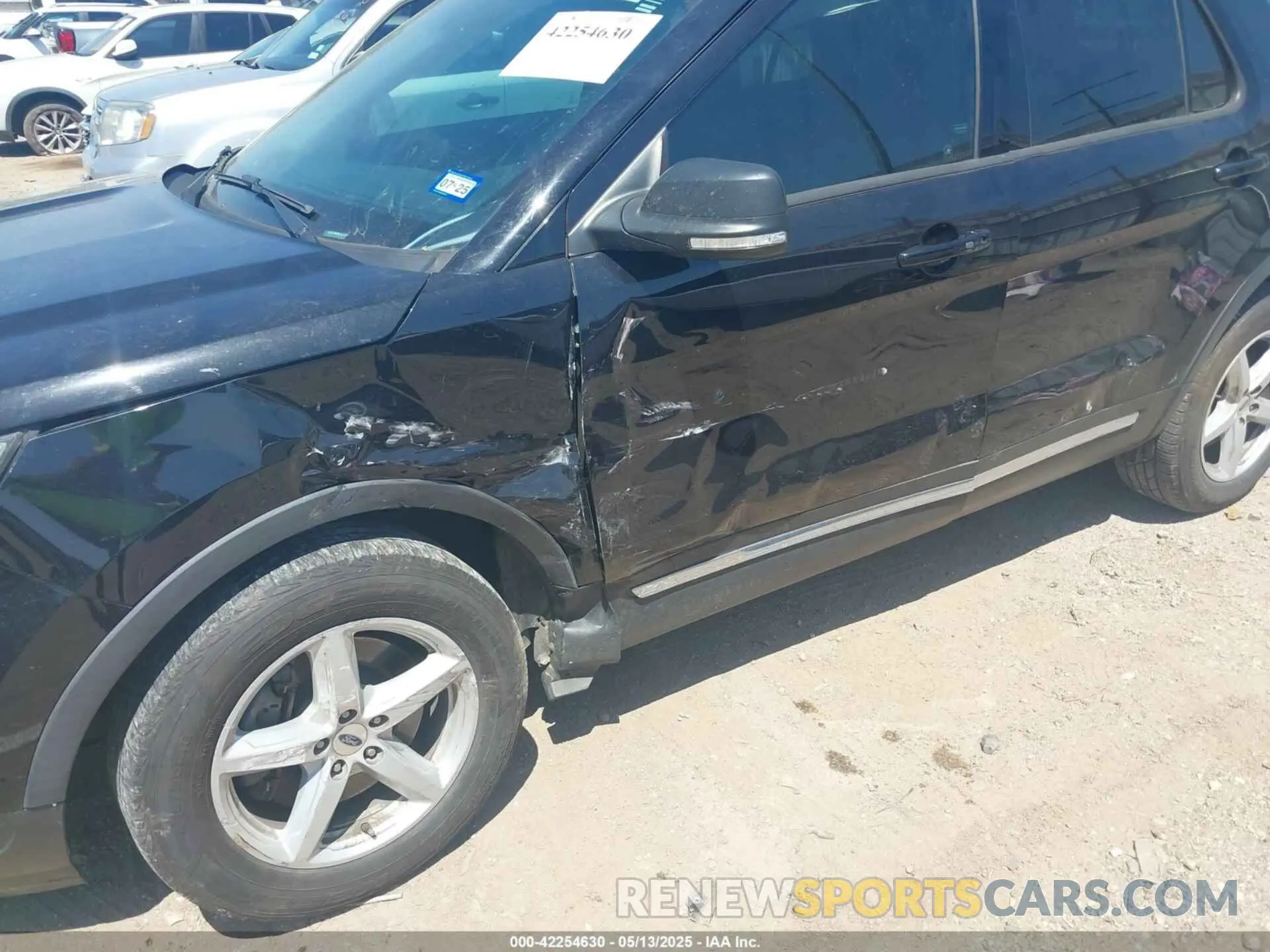 6 Photograph of a damaged car 1FM5K7D81KGA71383 FORD EXPLORER 2019
