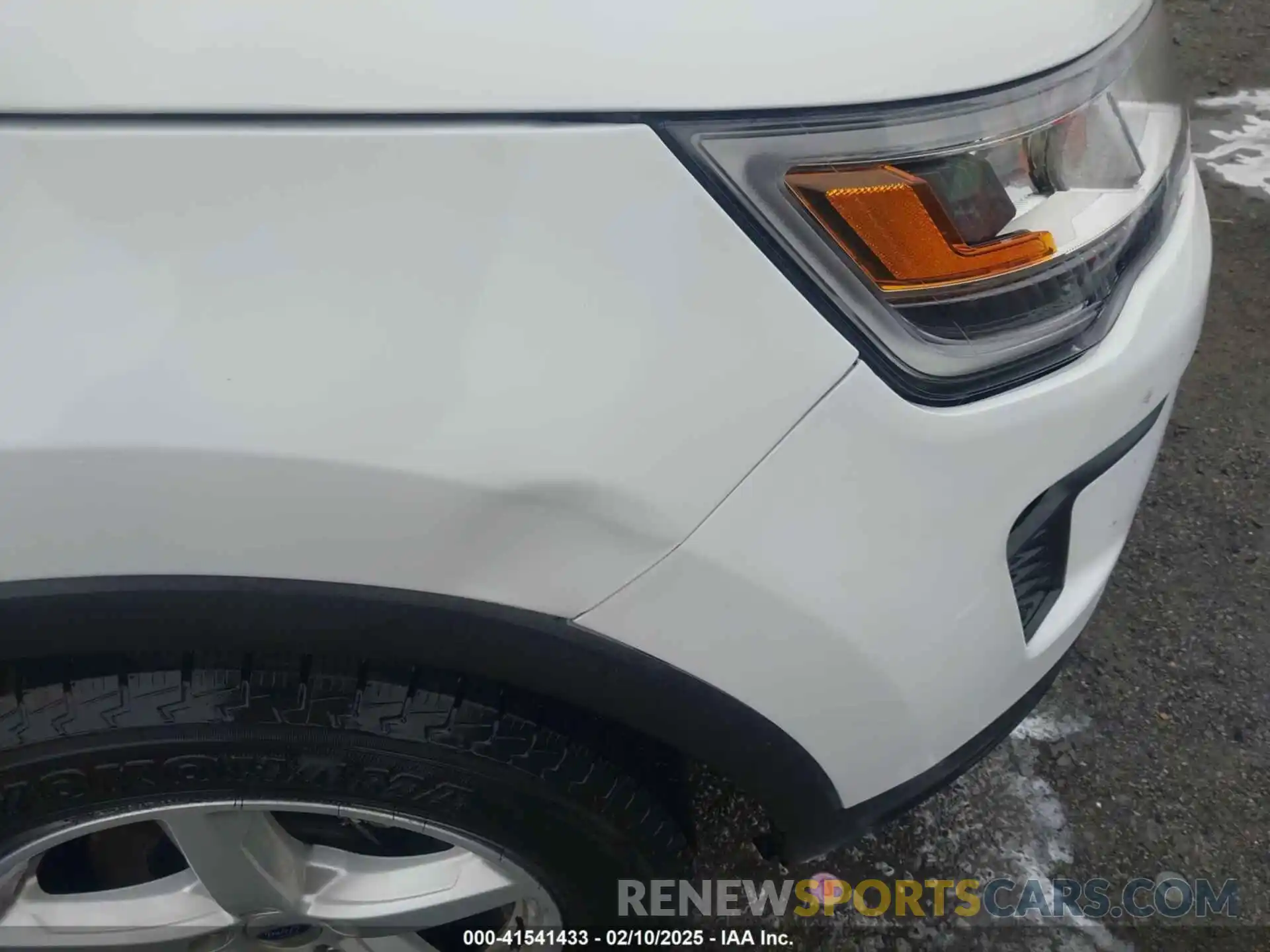 17 Photograph of a damaged car 1FM5K7D81KGA84196 FORD EXPLORER 2019