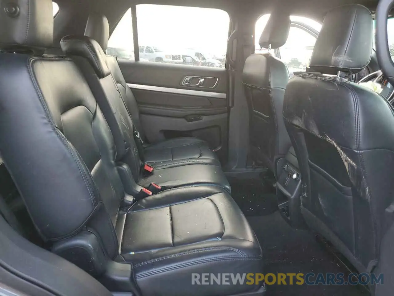 11 Photograph of a damaged car 1FM5K7D81KGA88197 FORD EXPLORER 2019