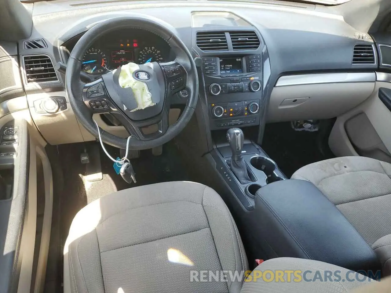 8 Photograph of a damaged car 1FM5K7D82KGB01362 FORD EXPLORER 2019