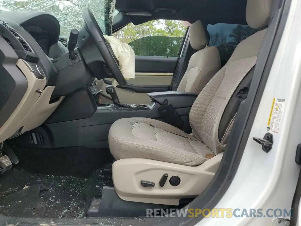 7 Photograph of a damaged car 1FM5K7D82KGB02799 FORD EXPLORER 2019