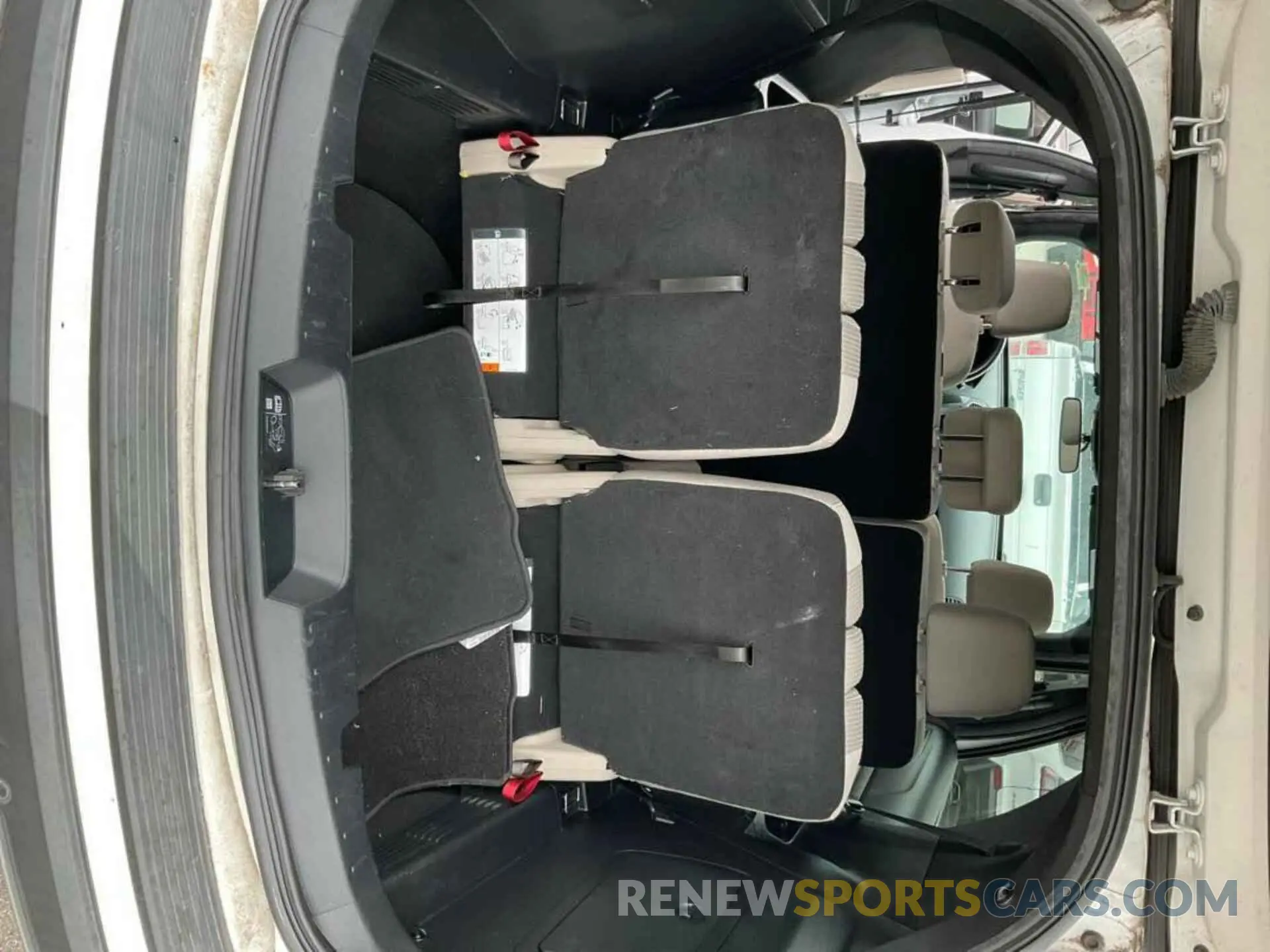 1 Photograph of a damaged car 1FM5K7D83KGA08298 FORD EXPLORER 2019
