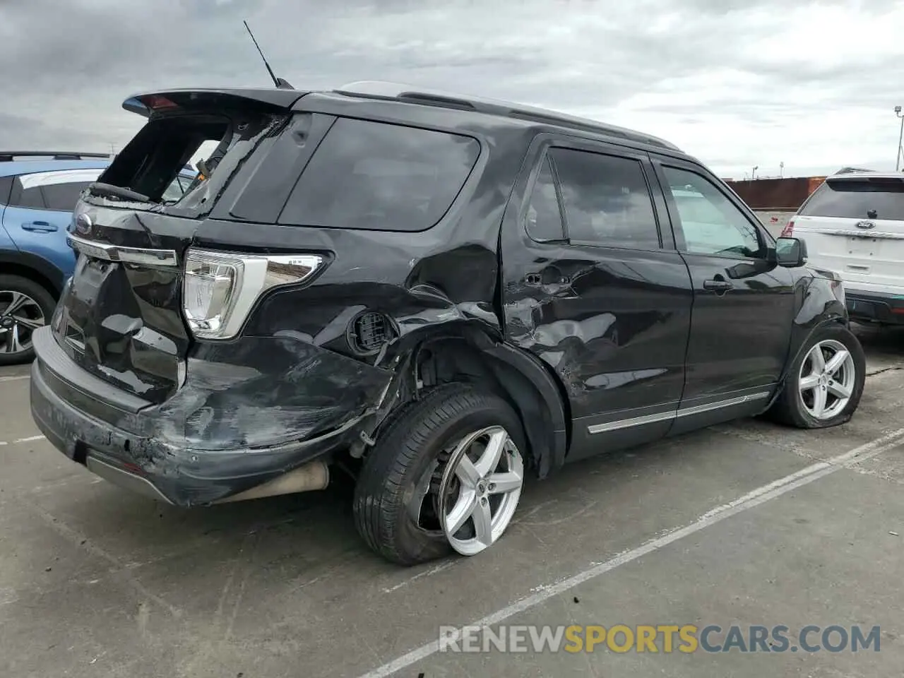 3 Photograph of a damaged car 1FM5K7D83KGA52513 FORD EXPLORER 2019