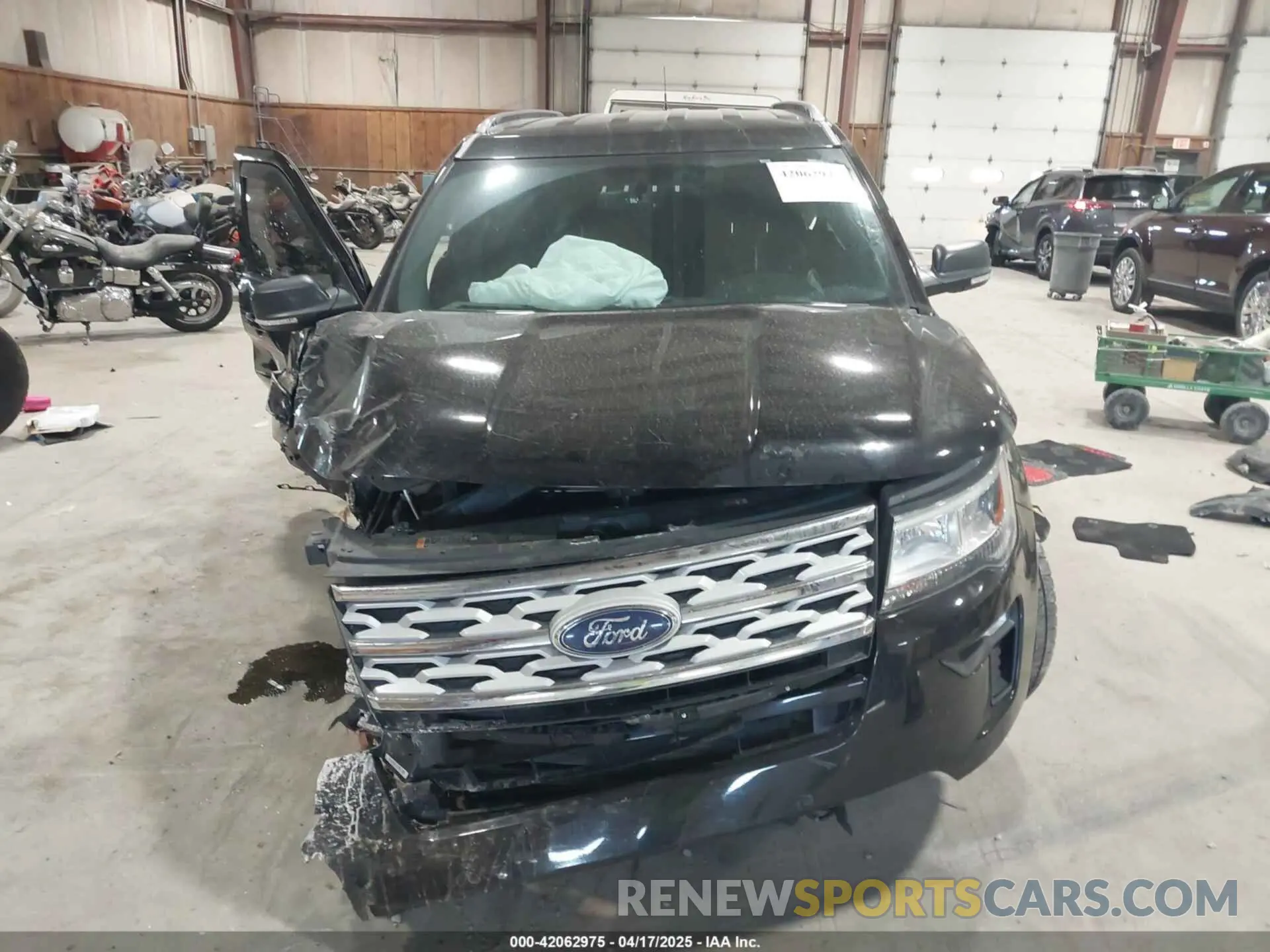 12 Photograph of a damaged car 1FM5K7D83KGA85169 FORD EXPLORER 2019