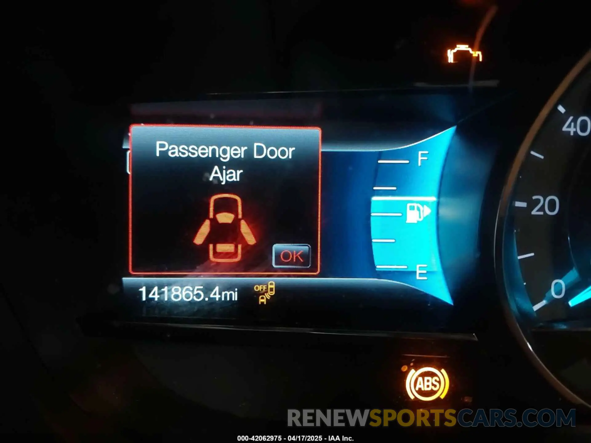 15 Photograph of a damaged car 1FM5K7D83KGA85169 FORD EXPLORER 2019