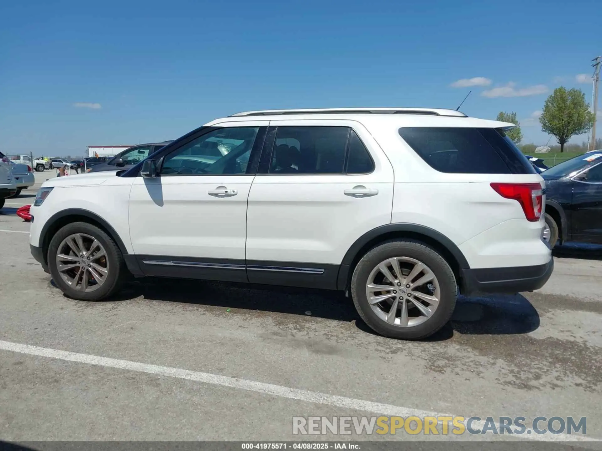 13 Photograph of a damaged car 1FM5K7D83KGB07686 FORD EXPLORER 2019