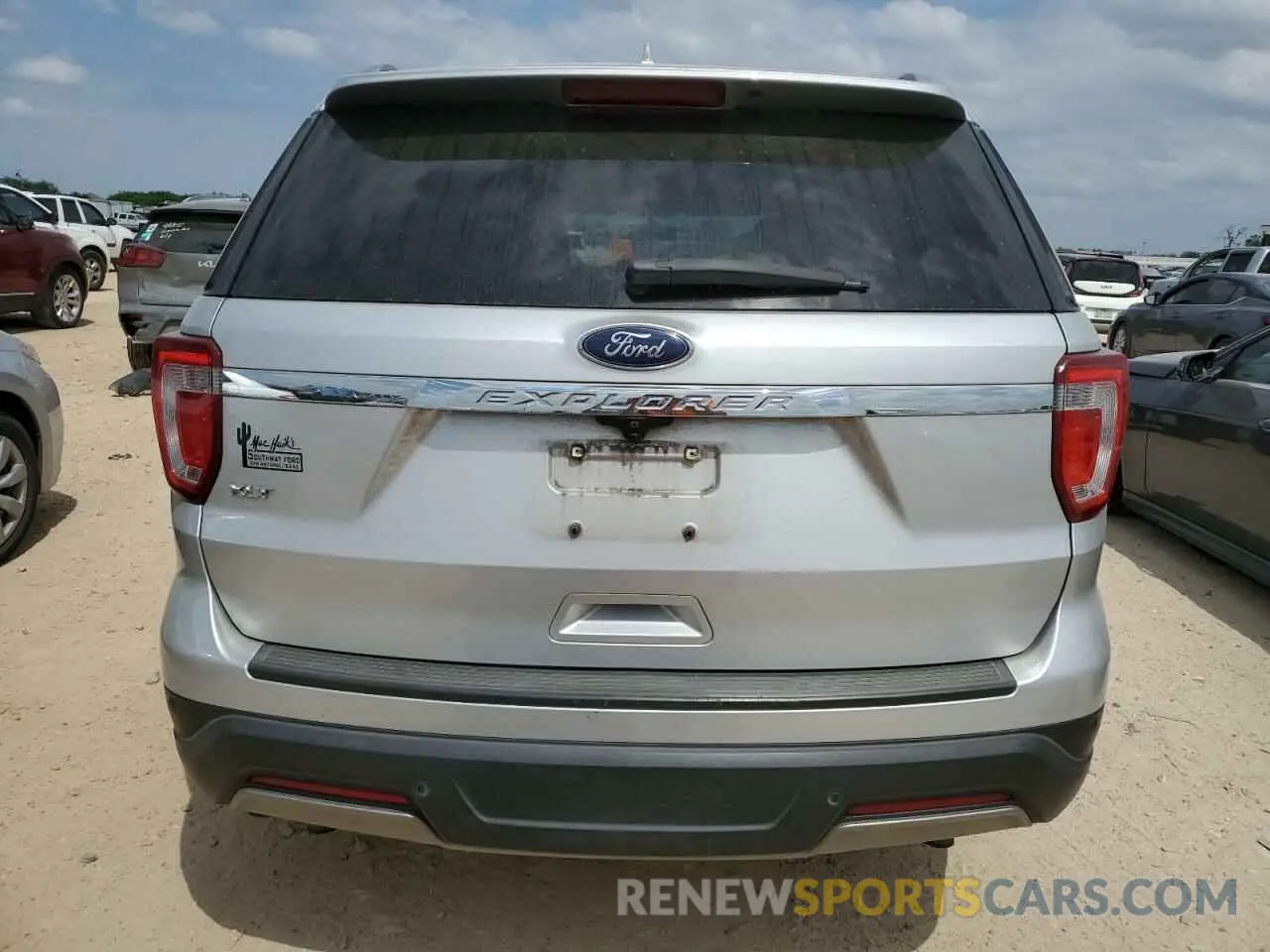 6 Photograph of a damaged car 1FM5K7D84KGB06420 FORD EXPLORER 2019