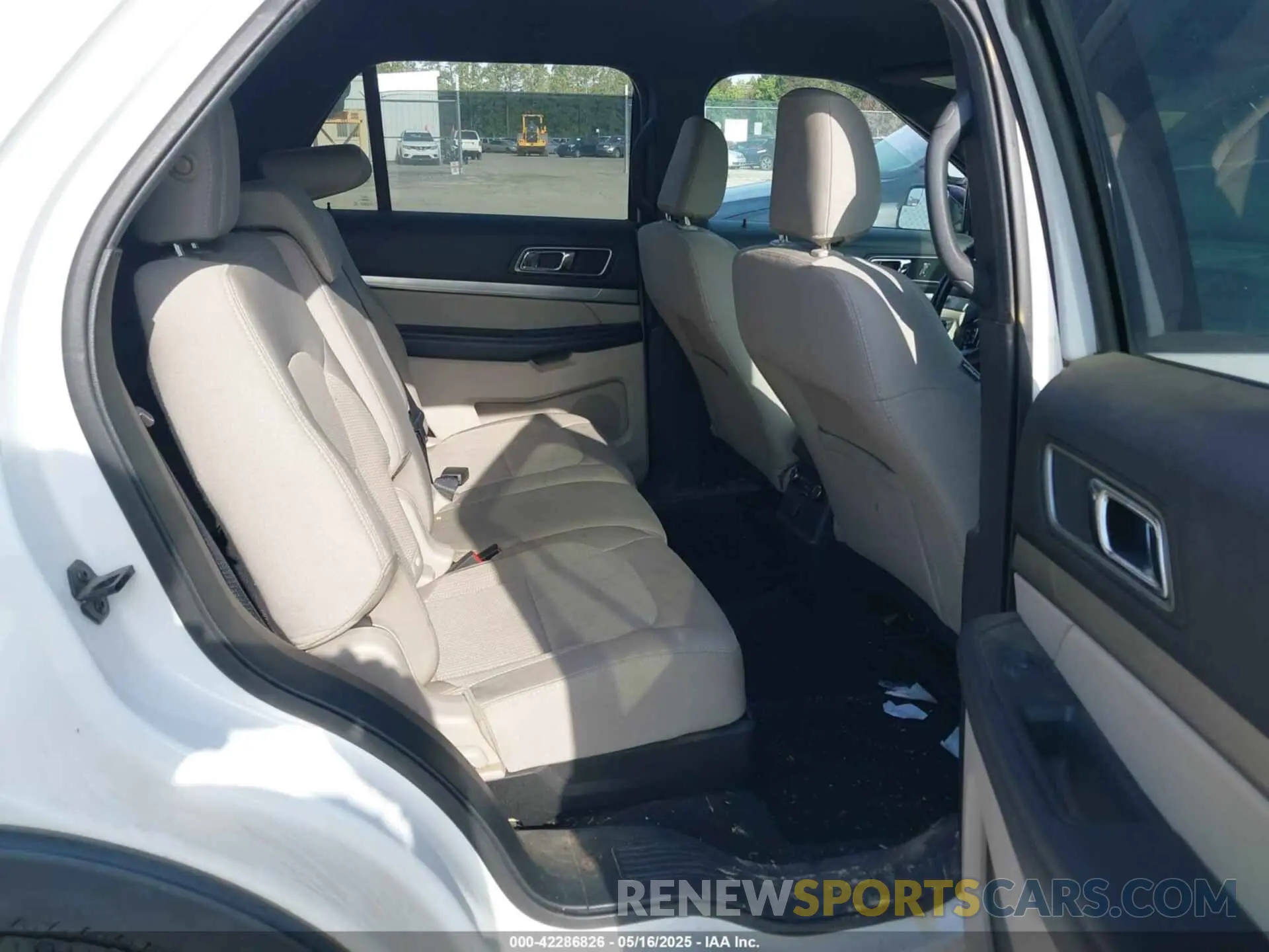 8 Photograph of a damaged car 1FM5K7D84KGB34217 FORD EXPLORER 2019