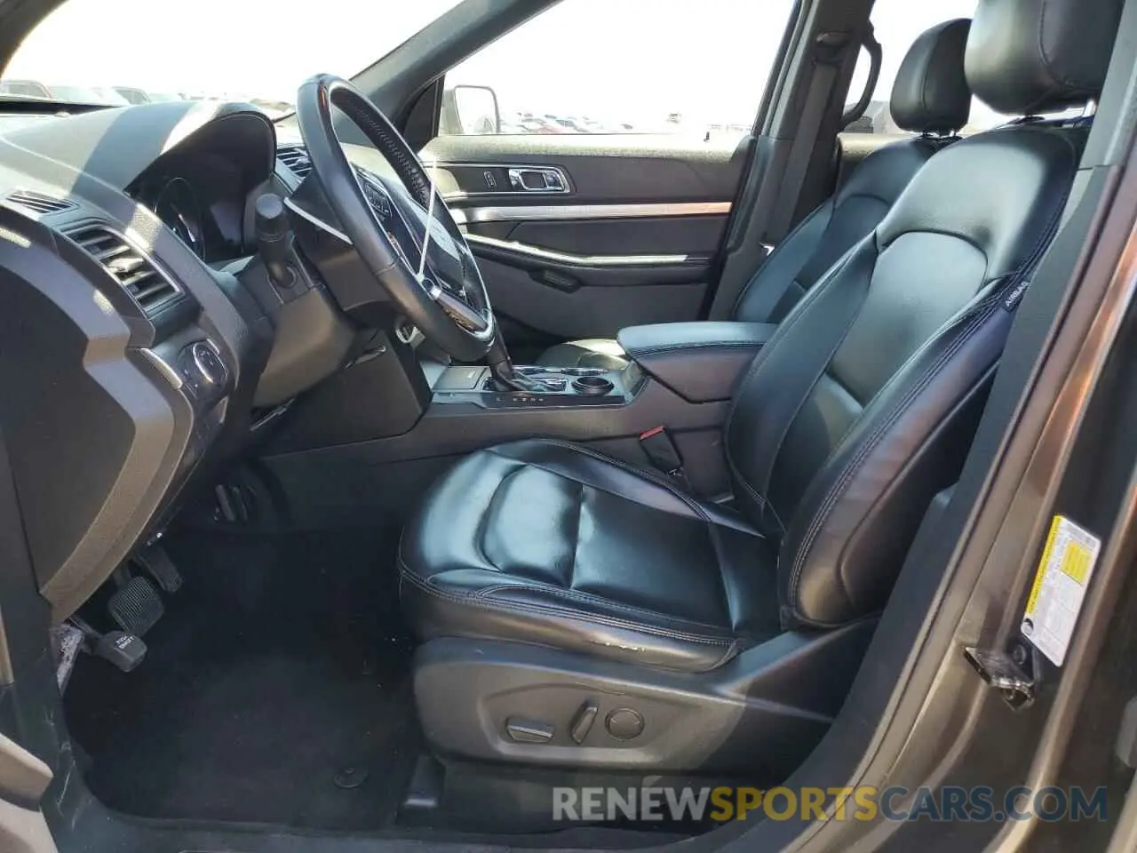 7 Photograph of a damaged car 1FM5K7D85KGB08709 FORD EXPLORER 2019