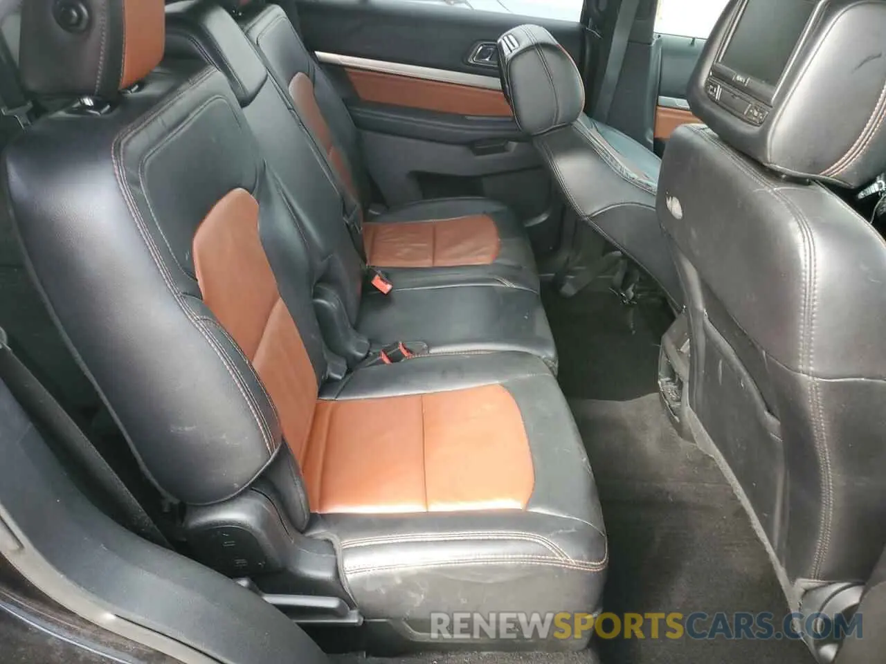11 Photograph of a damaged car 1FM5K7D86KGA08022 FORD EXPLORER 2019