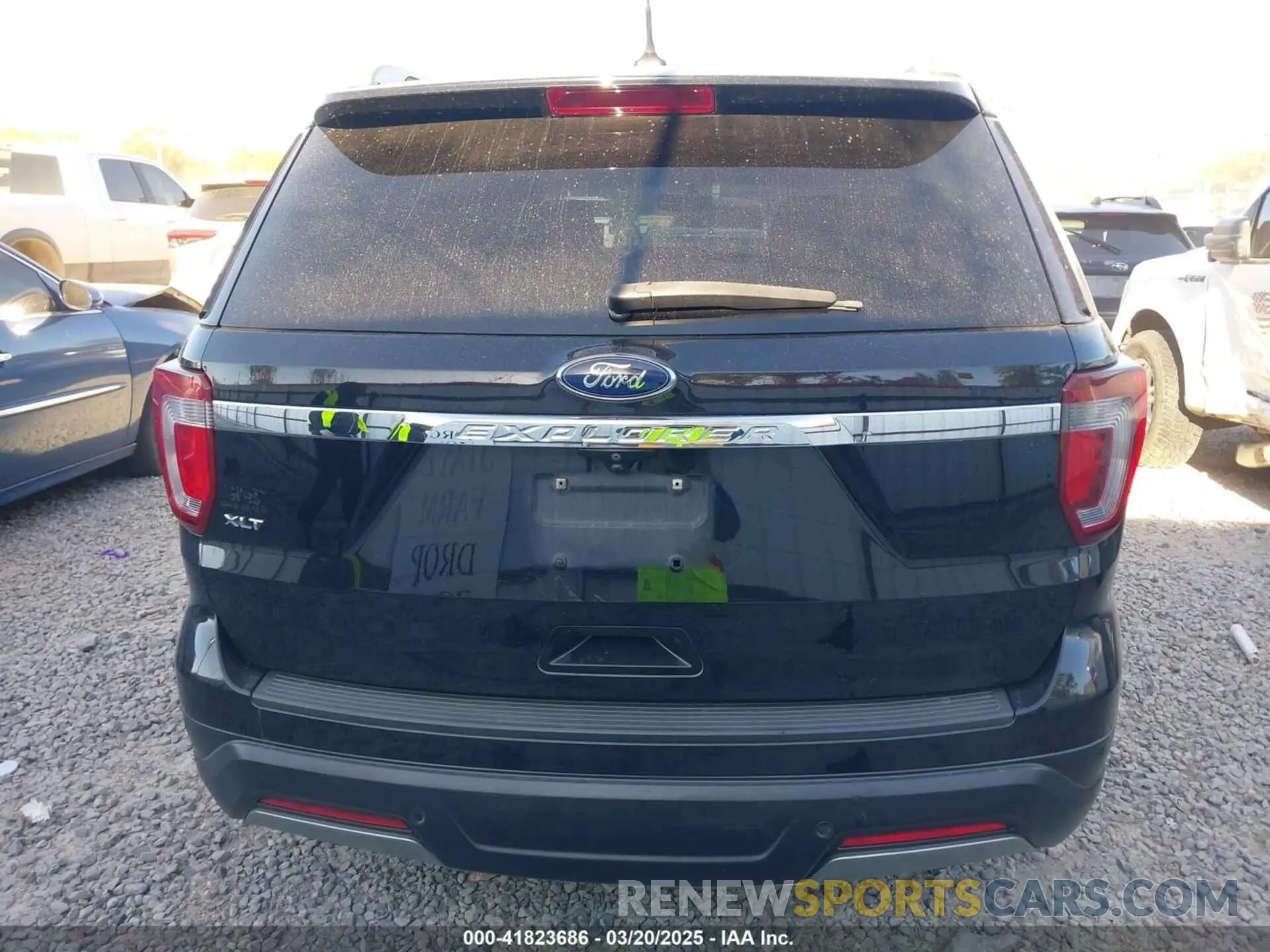 17 Photograph of a damaged car 1FM5K7D87KGB34518 FORD EXPLORER 2019