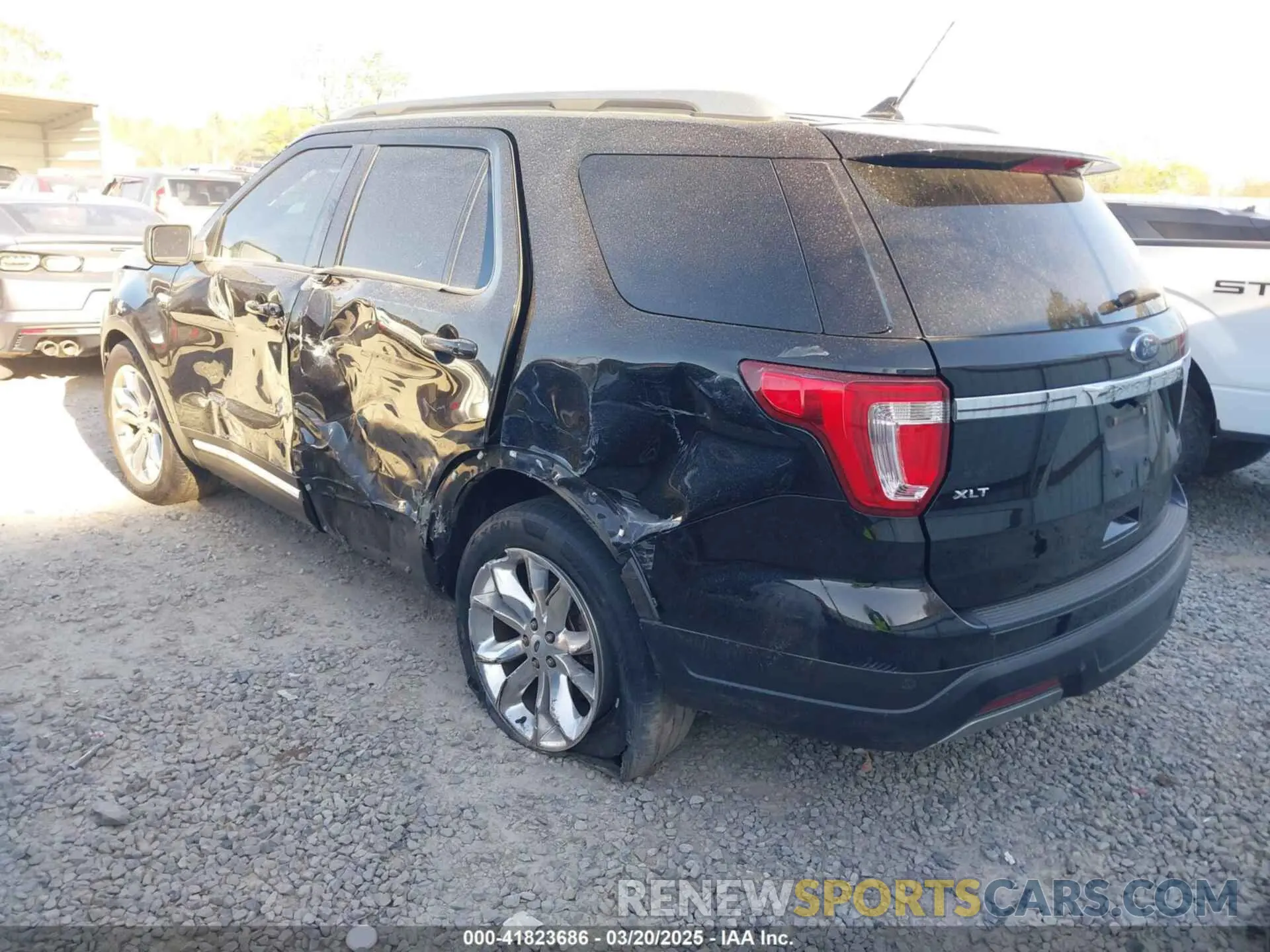 3 Photograph of a damaged car 1FM5K7D87KGB34518 FORD EXPLORER 2019