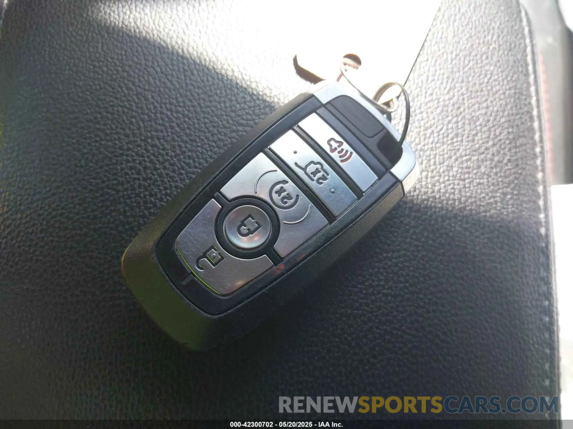 11 Photograph of a damaged car 1FM5K7D88KGA88682 FORD EXPLORER 2019
