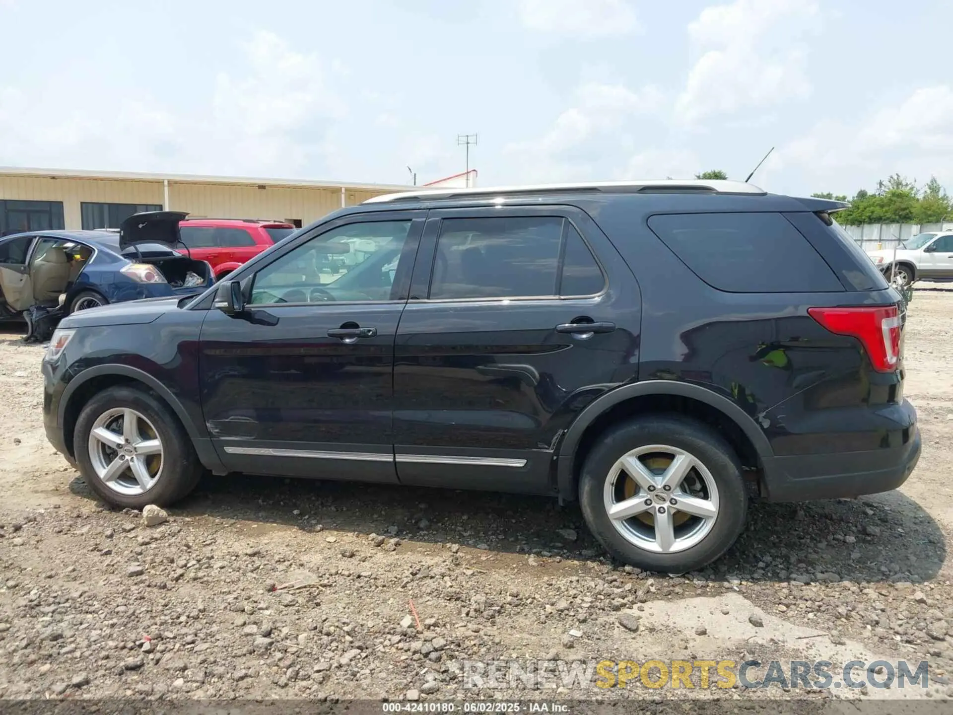 14 Photograph of a damaged car 1FM5K7D88KGA92134 FORD EXPLORER 2019