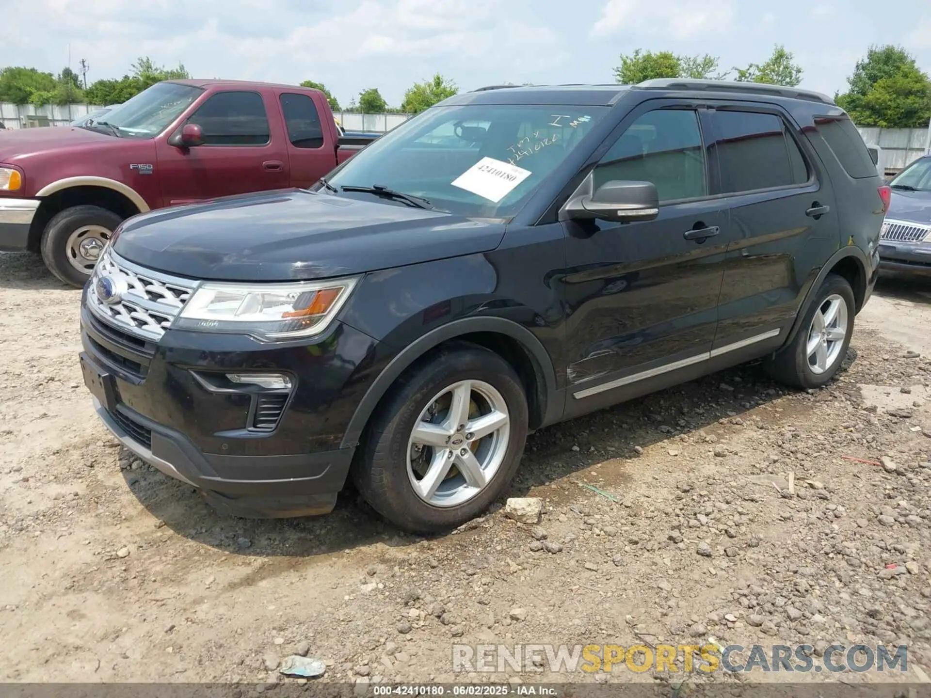 2 Photograph of a damaged car 1FM5K7D88KGA92134 FORD EXPLORER 2019