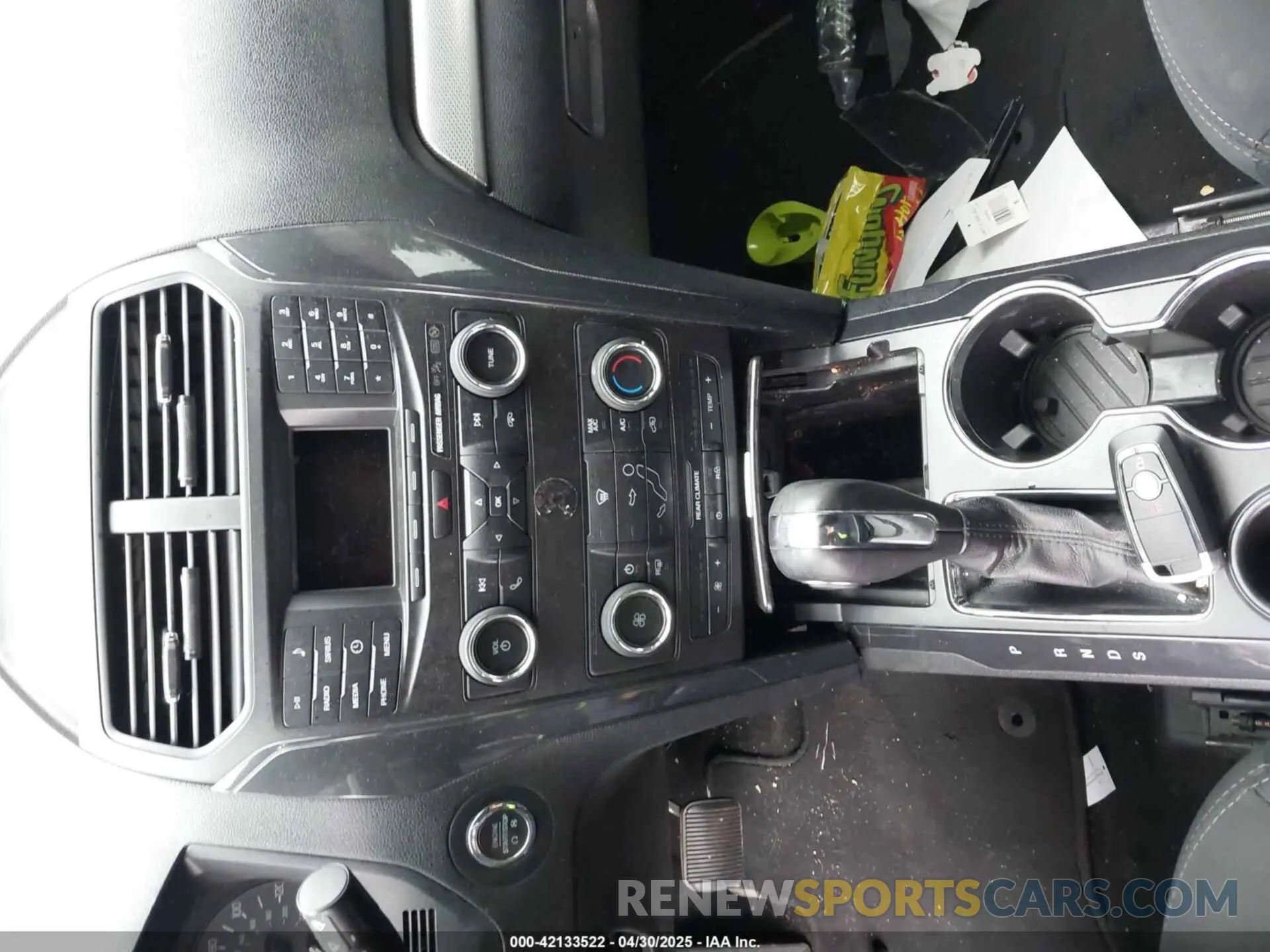 11 Photograph of a damaged car 1FM5K7D89KGA09987 FORD EXPLORER 2019