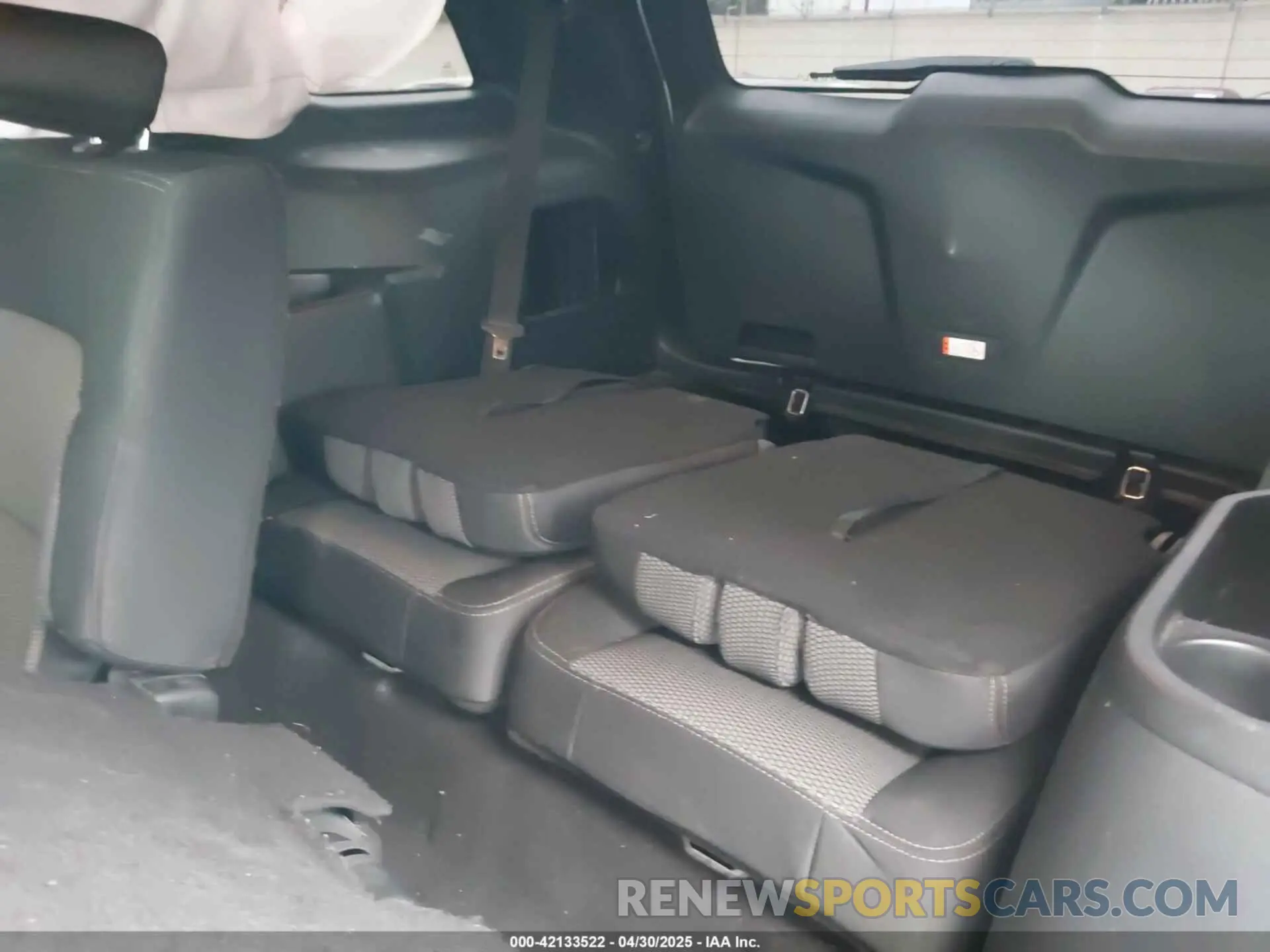 22 Photograph of a damaged car 1FM5K7D89KGA09987 FORD EXPLORER 2019