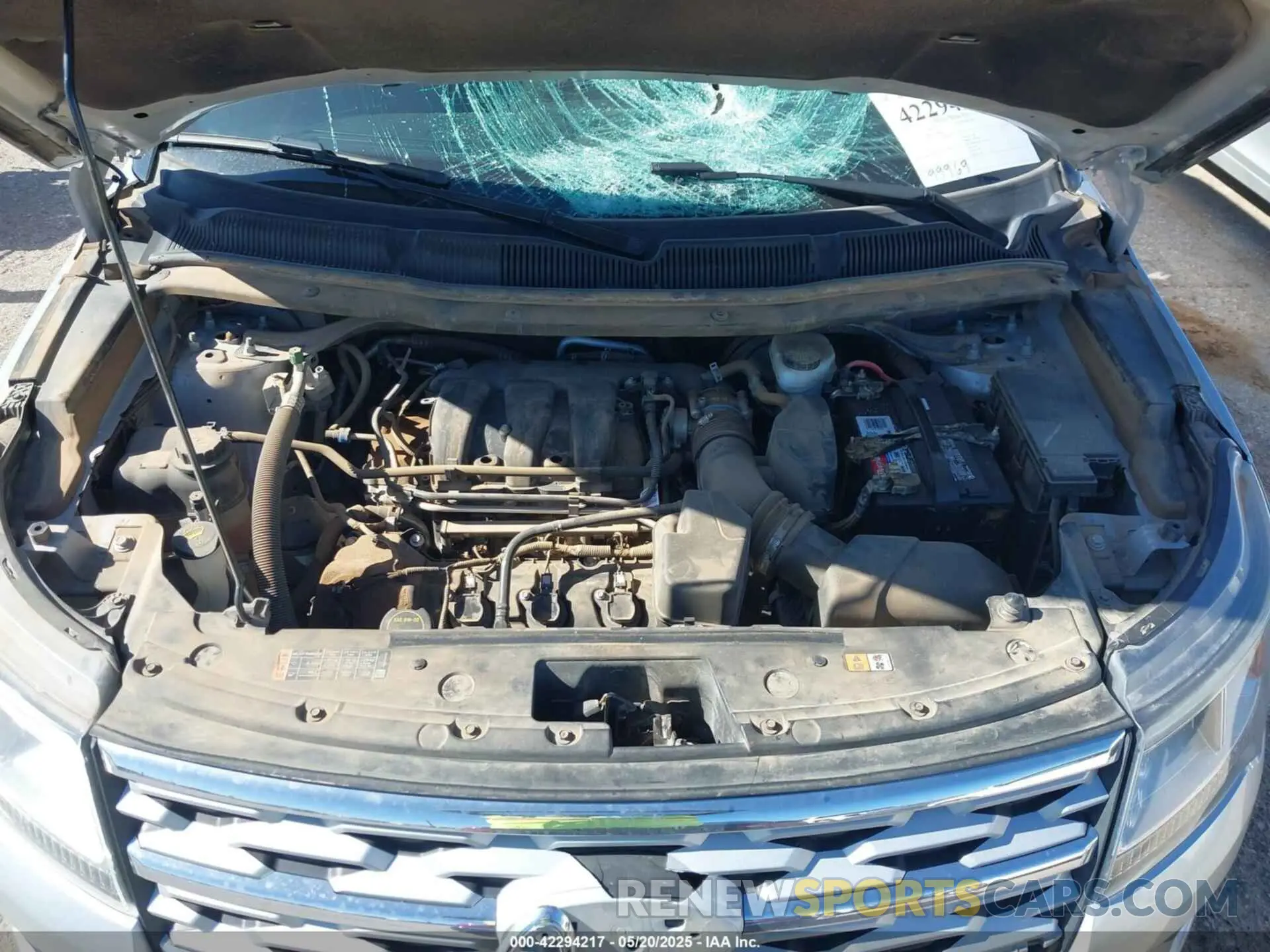 10 Photograph of a damaged car 1FM5K7D8XKGA27642 FORD EXPLORER 2019