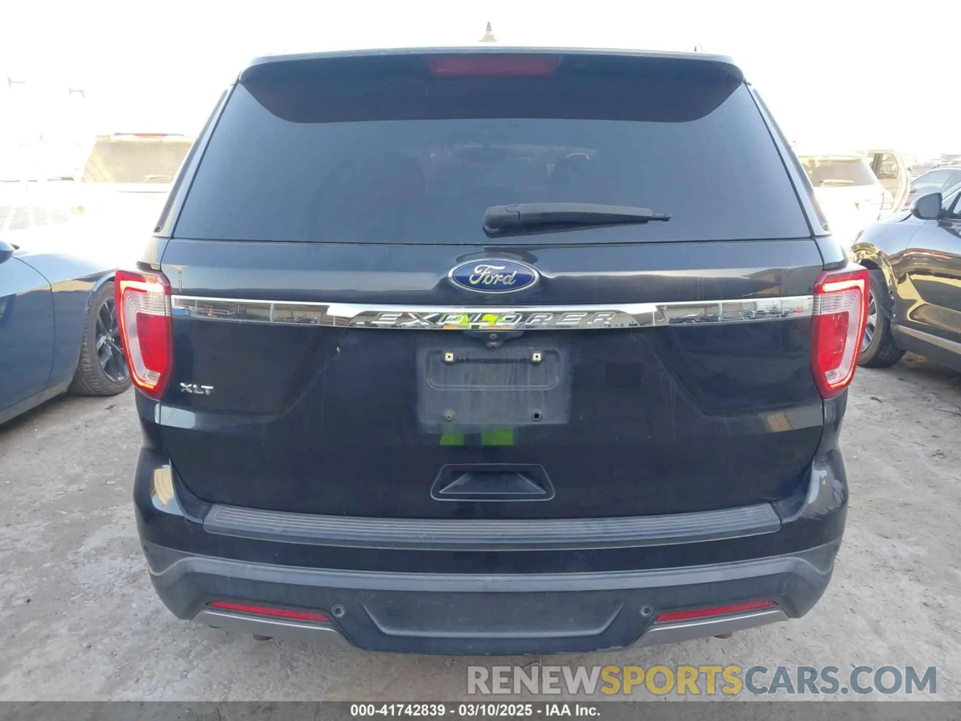 16 Photograph of a damaged car 1FM5K7D8XKGB48185 FORD EXPLORER 2019