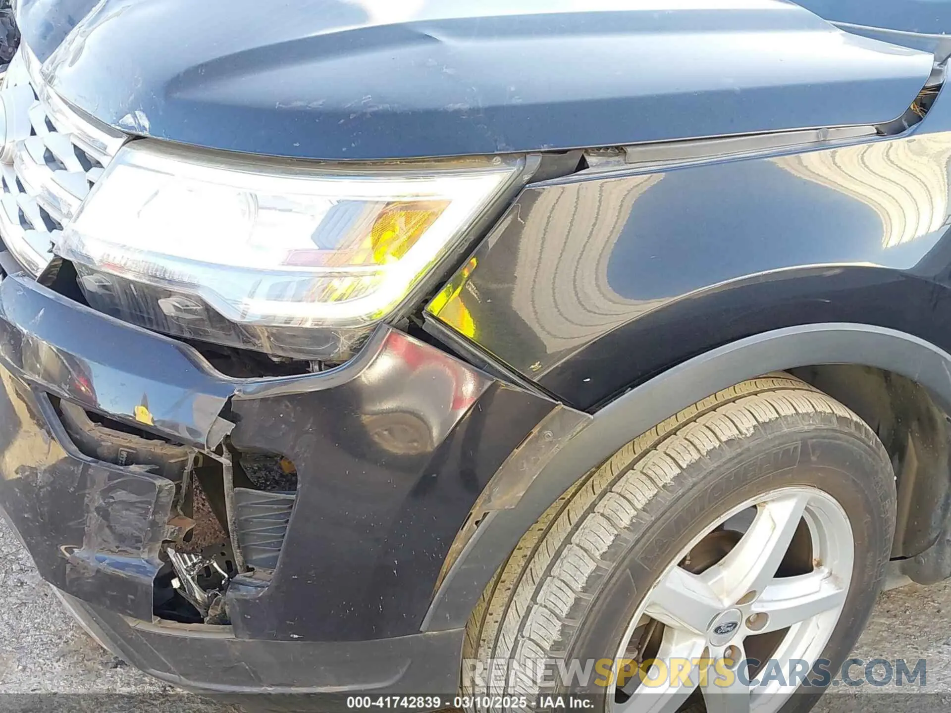6 Photograph of a damaged car 1FM5K7D8XKGB48185 FORD EXPLORER 2019