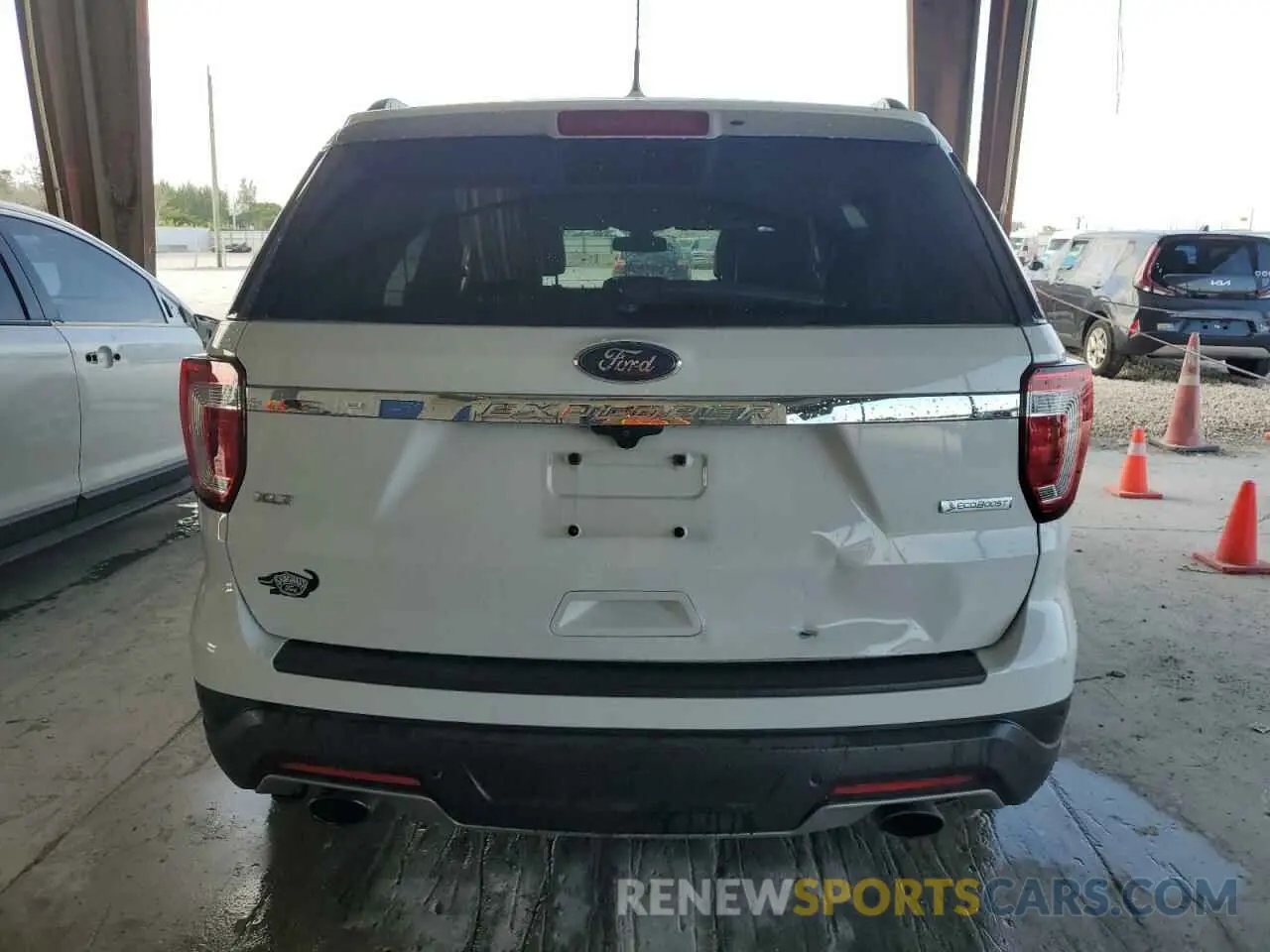 6 Photograph of a damaged car 1FM5K7DH3KGA49465 FORD EXPLORER 2019