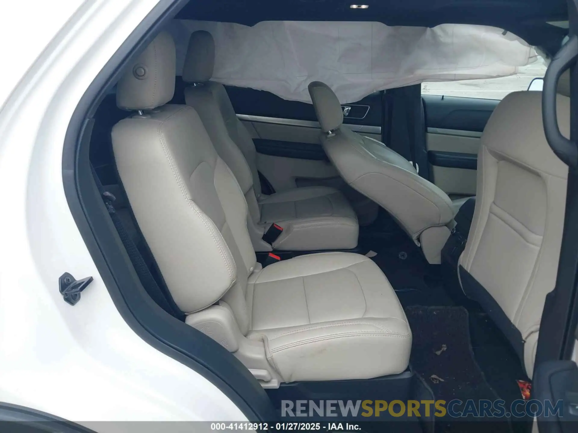8 Photograph of a damaged car 1FM5K7DHXKGB34352 FORD EXPLORER 2019
