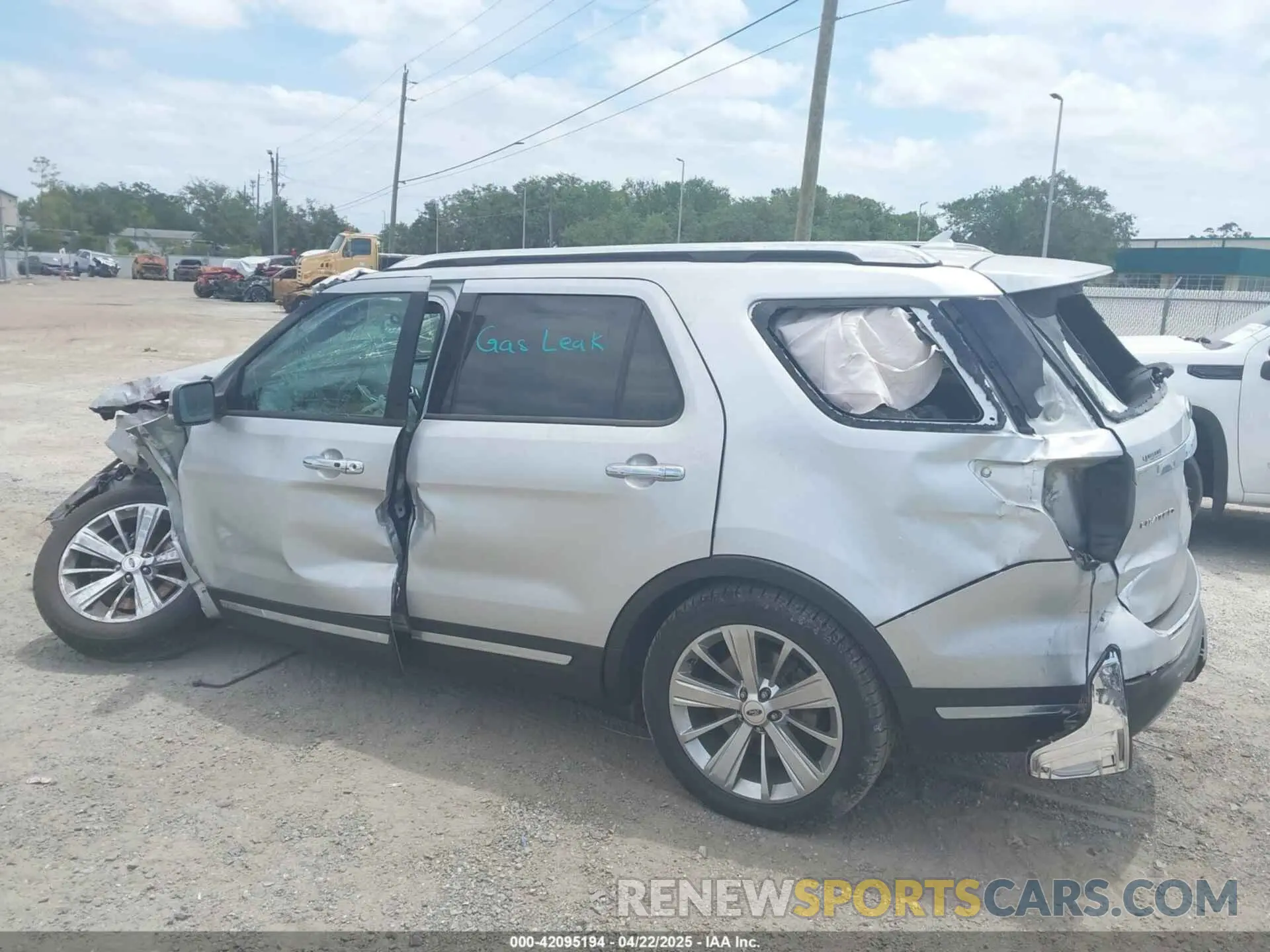14 Photograph of a damaged car 1FM5K7F82KGA11139 FORD EXPLORER 2019