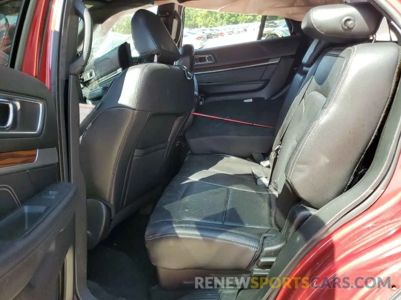 11 Photograph of a damaged car 1FM5K7F82KGA32654 FORD EXPLORER 2019