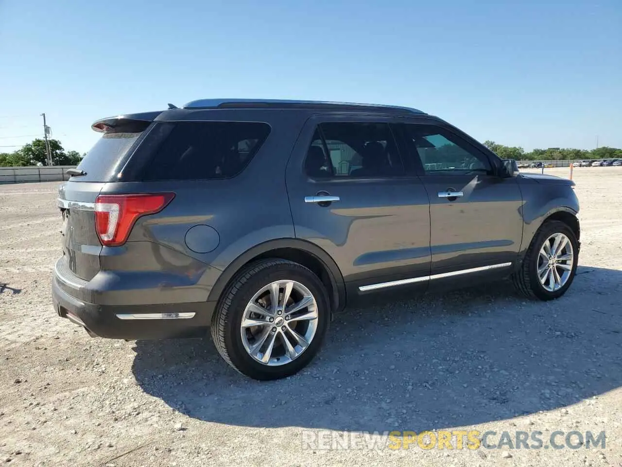3 Photograph of a damaged car 1FM5K7F82KGA40074 FORD EXPLORER 2019