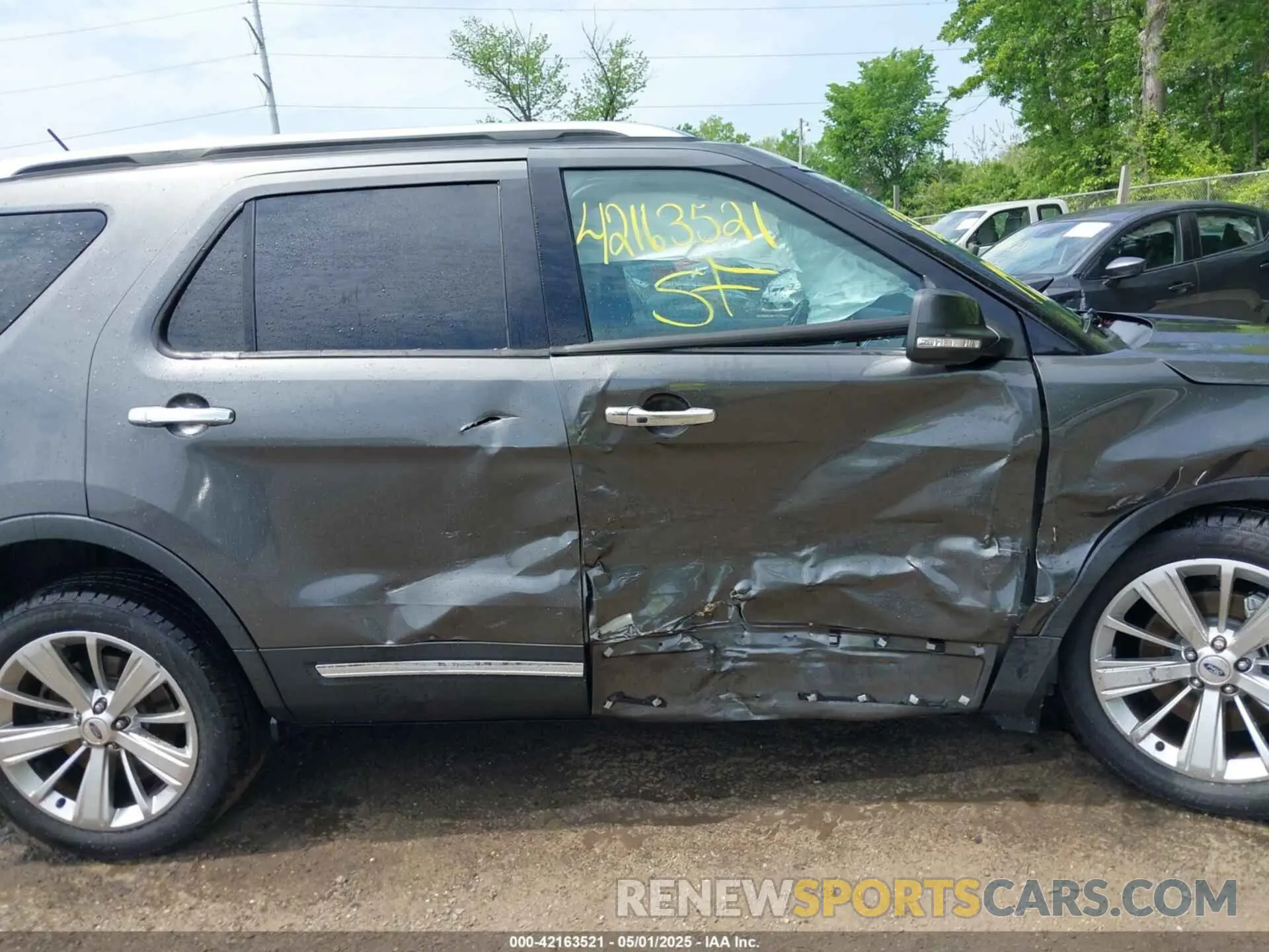 13 Photograph of a damaged car 1FM5K7F83KGB03425 FORD EXPLORER 2019