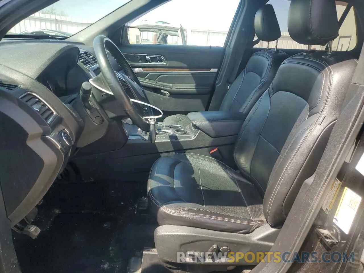 7 Photograph of a damaged car 1FM5K7F84KGB42167 FORD EXPLORER 2019