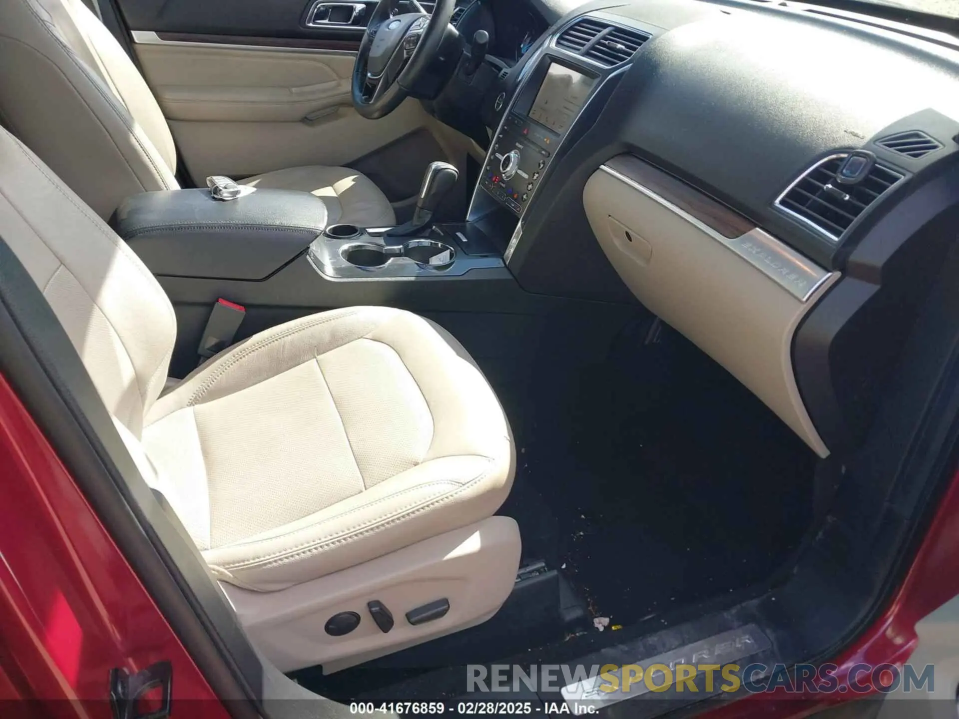 5 Photograph of a damaged car 1FM5K7F86KGA97426 FORD EXPLORER 2019