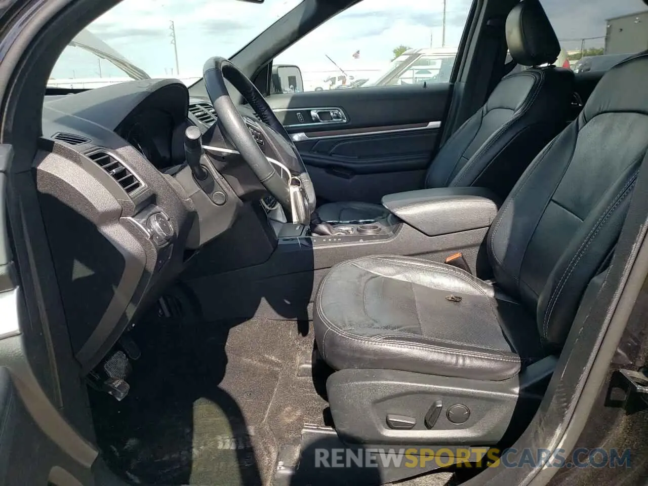 7 Photograph of a damaged car 1FM5K7F88KGB13738 FORD EXPLORER 2019