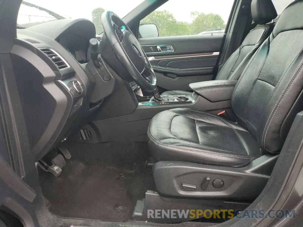 7 Photograph of a damaged car 1FM5K7F88KGB16624 FORD EXPLORER 2019