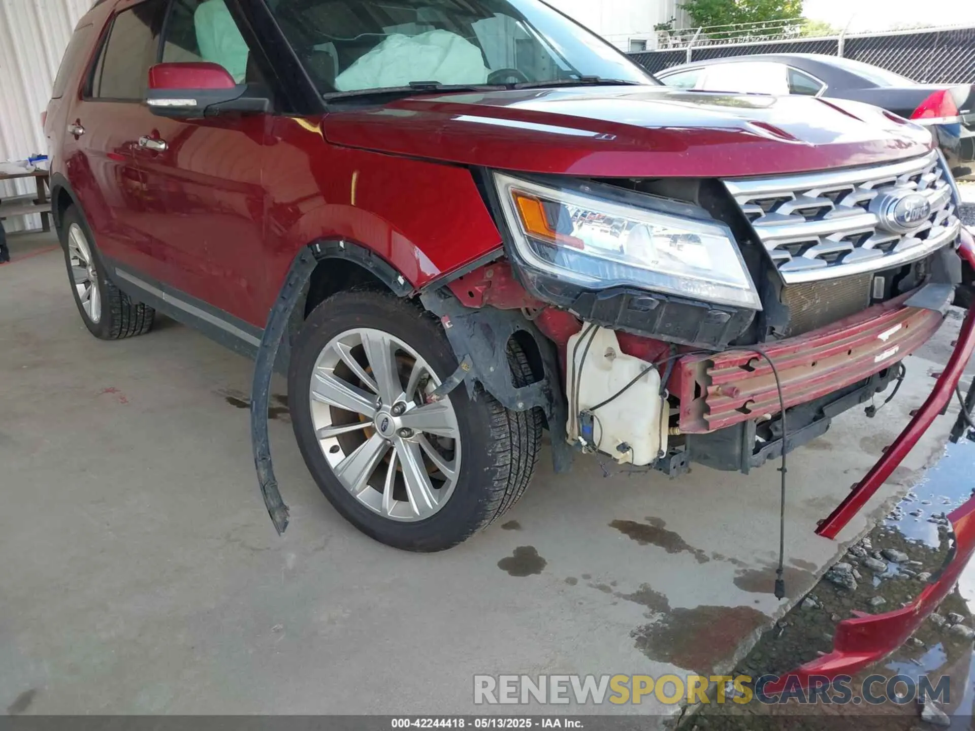 17 Photograph of a damaged car 1FM5K7F88KGB34072 FORD EXPLORER 2019
