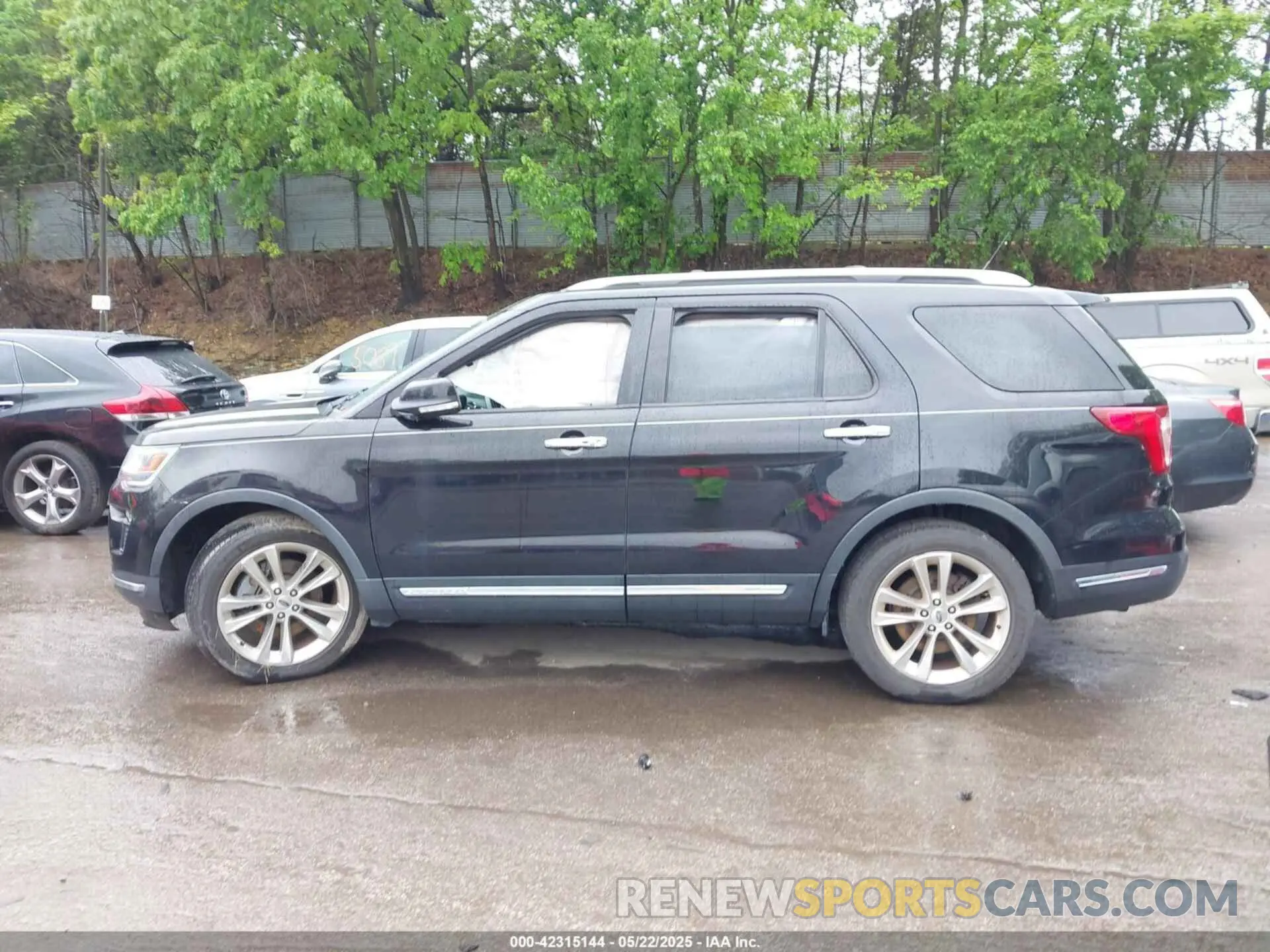 14 Photograph of a damaged car 1FM5K7F88KGB35268 FORD EXPLORER 2019