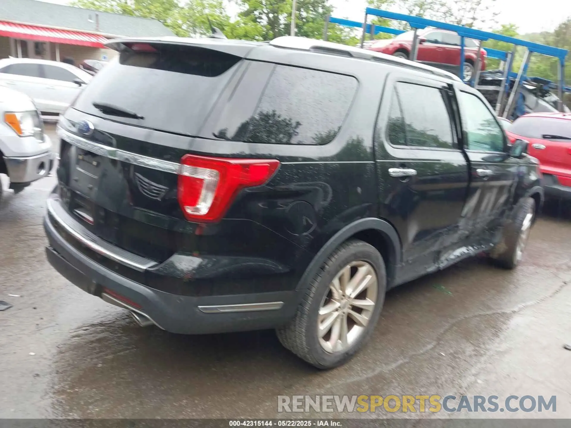 4 Photograph of a damaged car 1FM5K7F88KGB35268 FORD EXPLORER 2019
