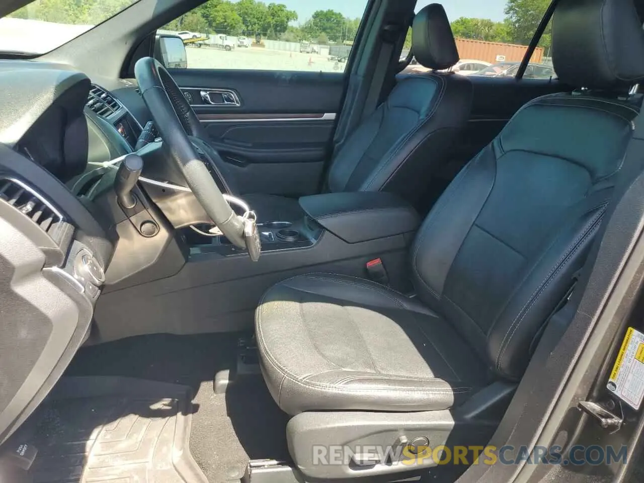 7 Photograph of a damaged car 1FM5K7F8XKGA91970 FORD EXPLORER 2019