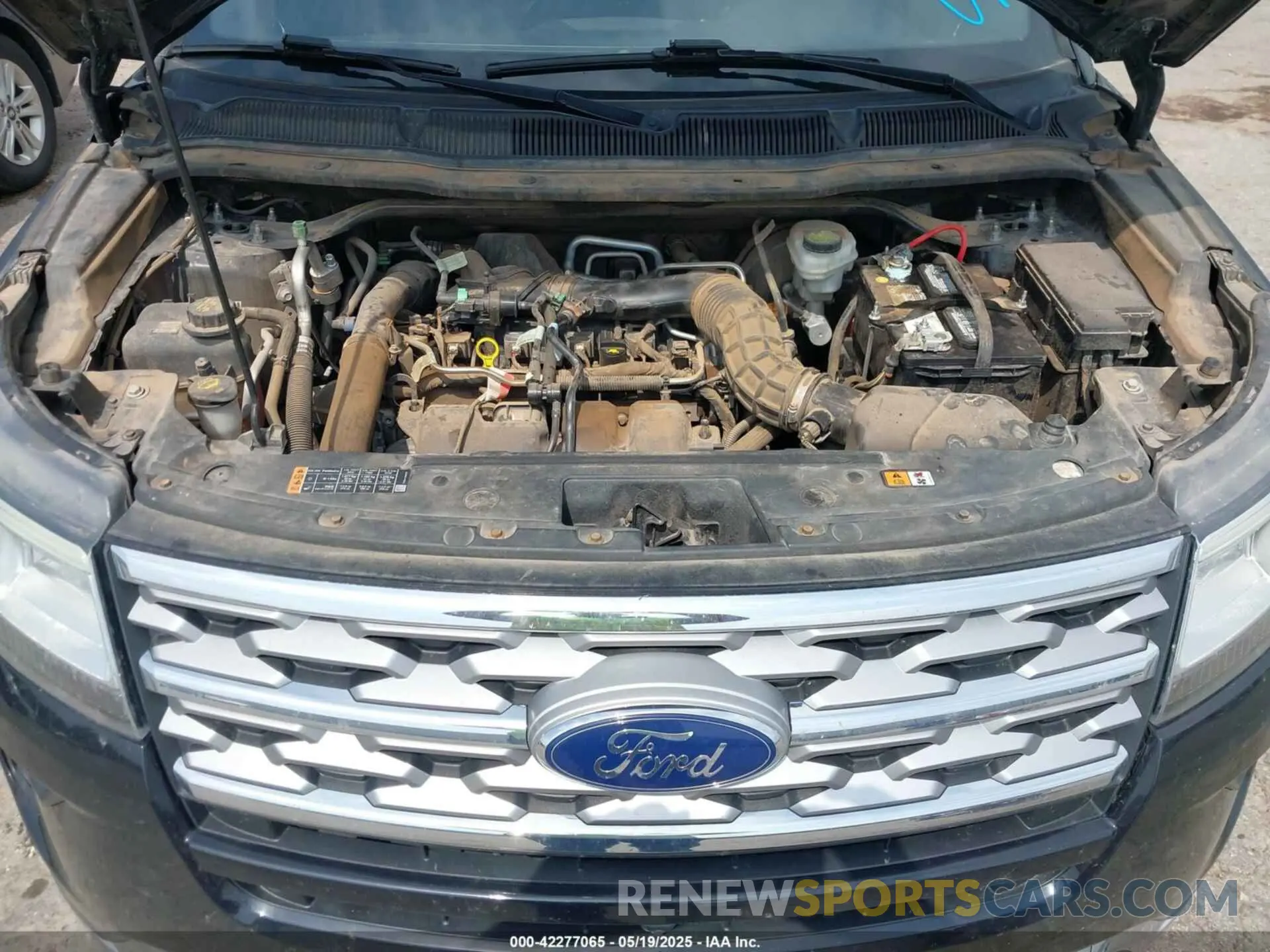 10 Photograph of a damaged car 1FM5K7FH0KGA72022 FORD EXPLORER 2019
