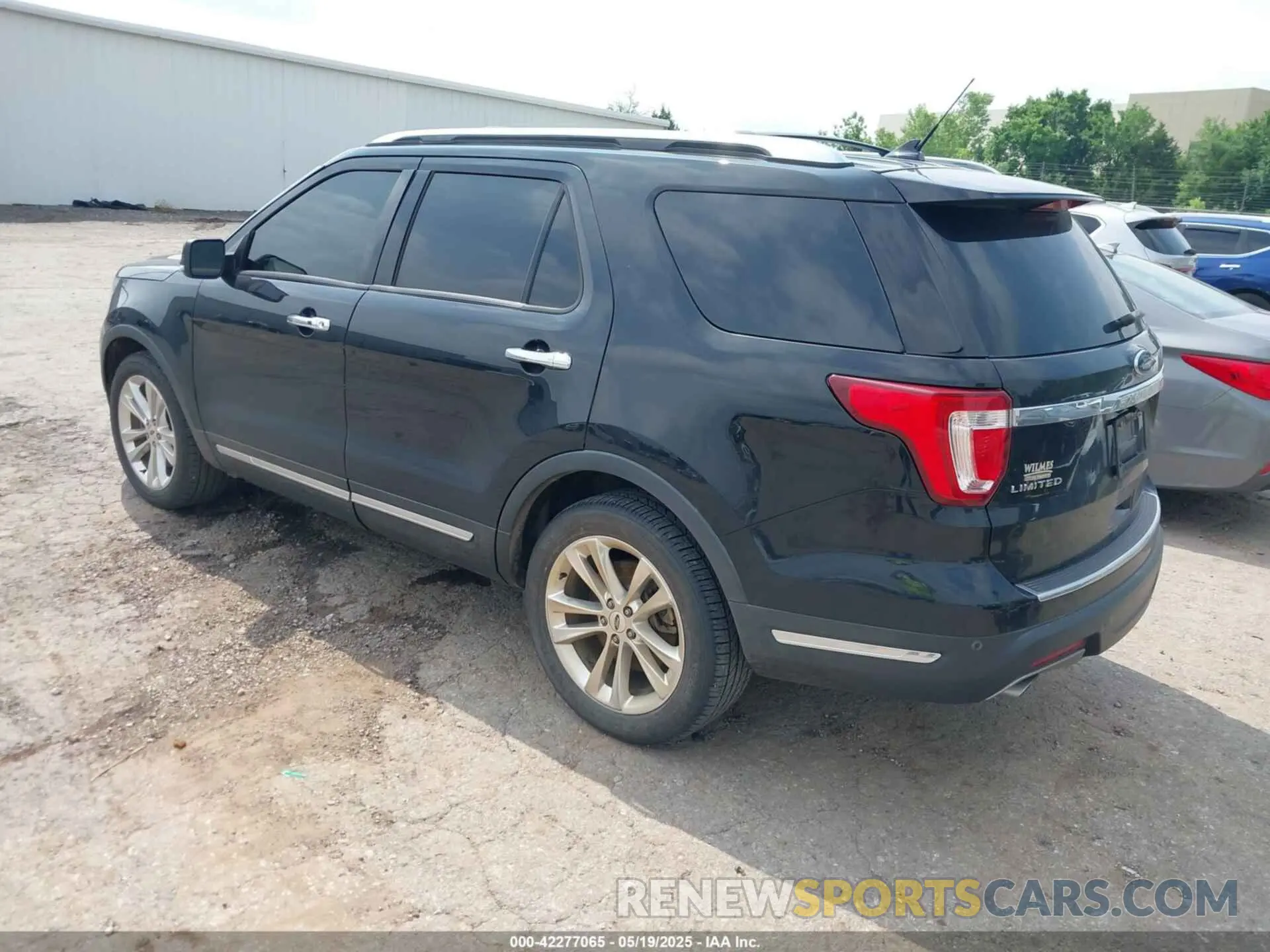 3 Photograph of a damaged car 1FM5K7FH0KGA72022 FORD EXPLORER 2019