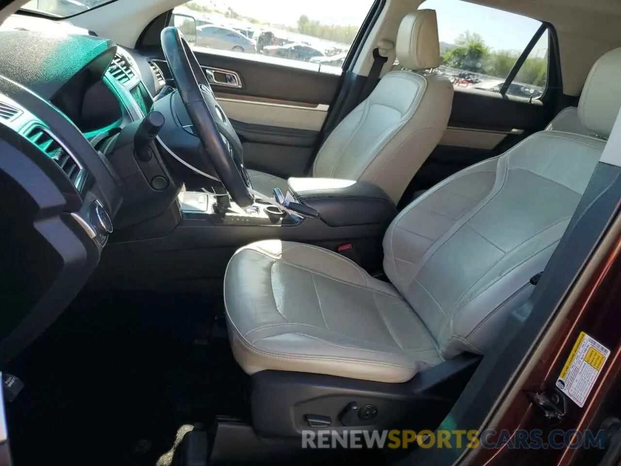7 Photograph of a damaged car 1FM5K7FHXKGA77289 FORD EXPLORER 2019