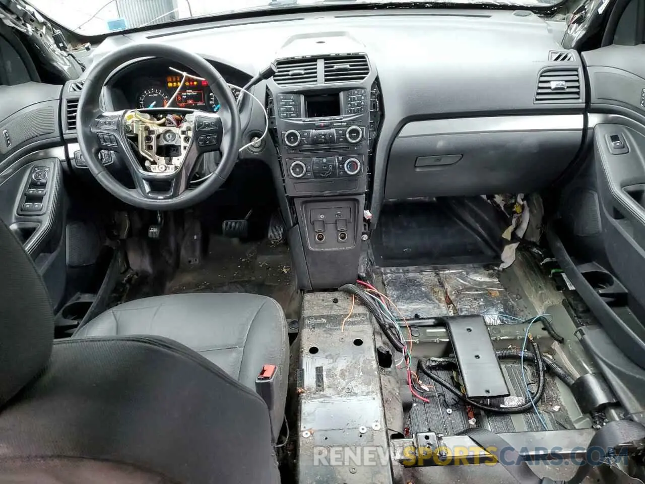 8 Photograph of a damaged car 1FM5K8AR0KGA17169 FORD EXPLORER 2019
