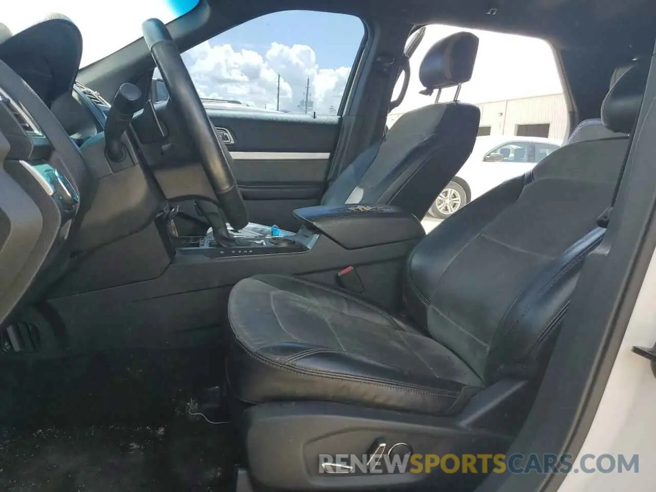 7 Photograph of a damaged car 1FM5K8AR2KGB44330 FORD EXPLORER 2019