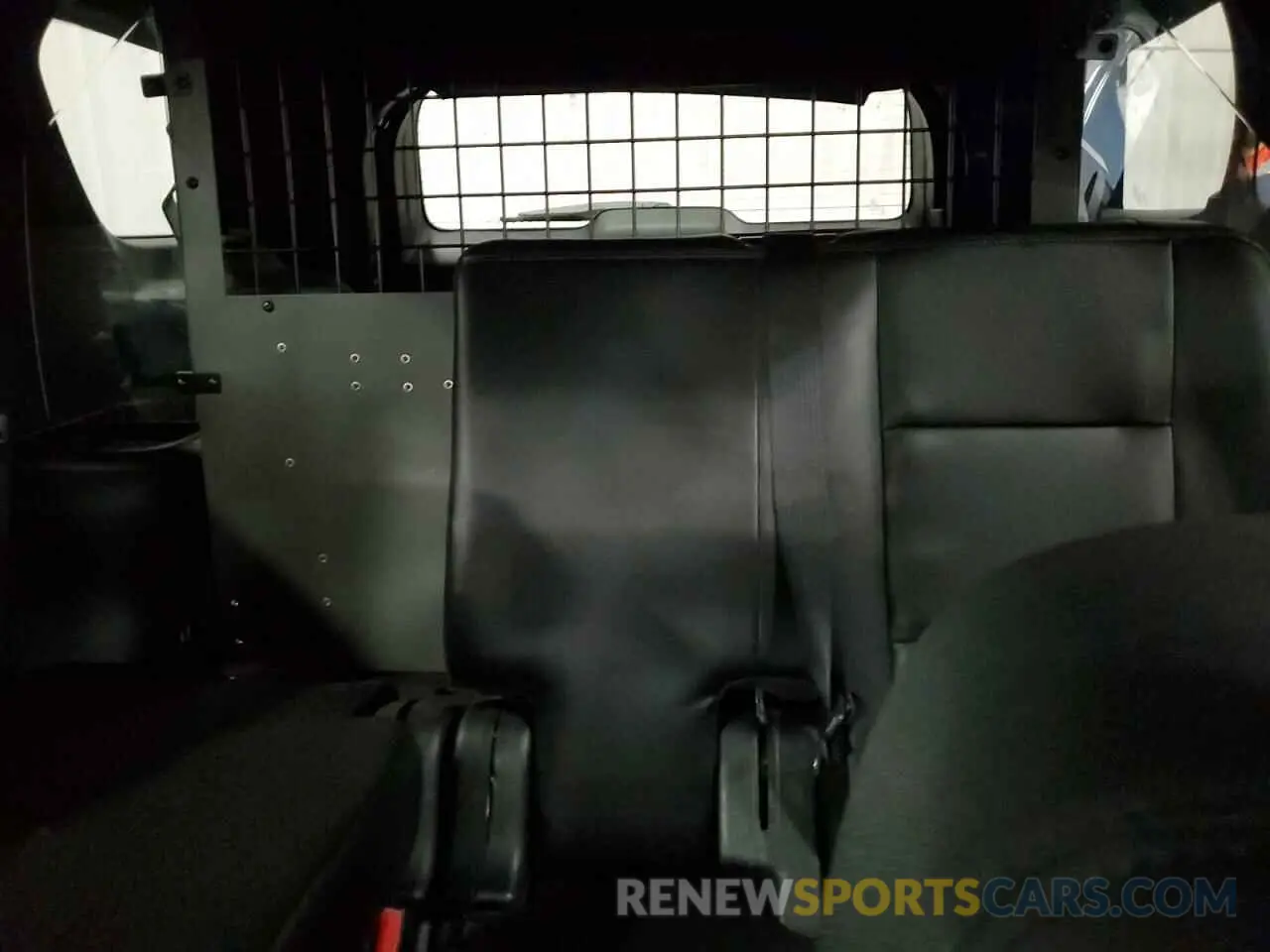 10 Photograph of a damaged car 1FM5K8AT2KGB15728 FORD EXPLORER 2019