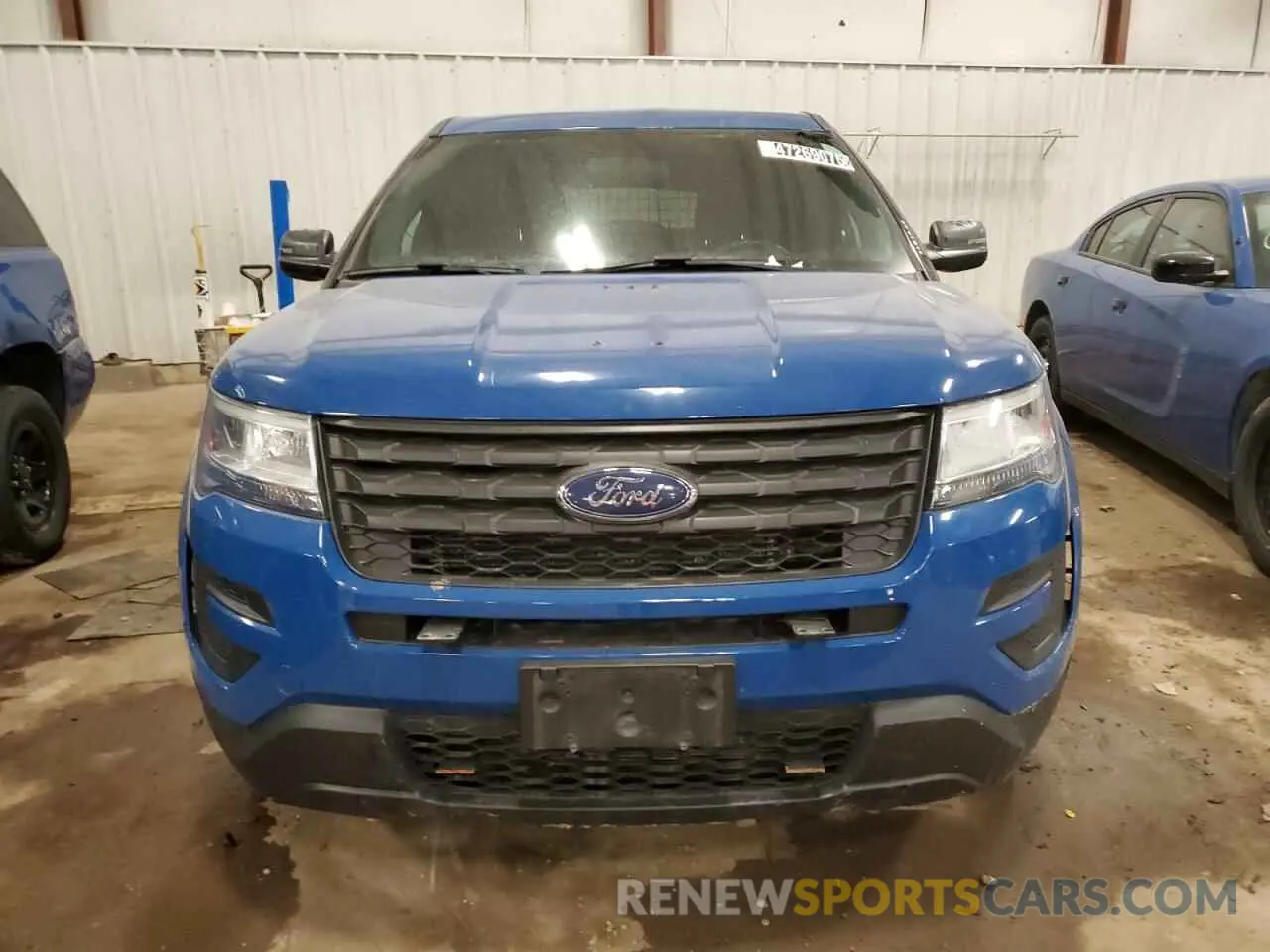5 Photograph of a damaged car 1FM5K8AT2KGB15728 FORD EXPLORER 2019